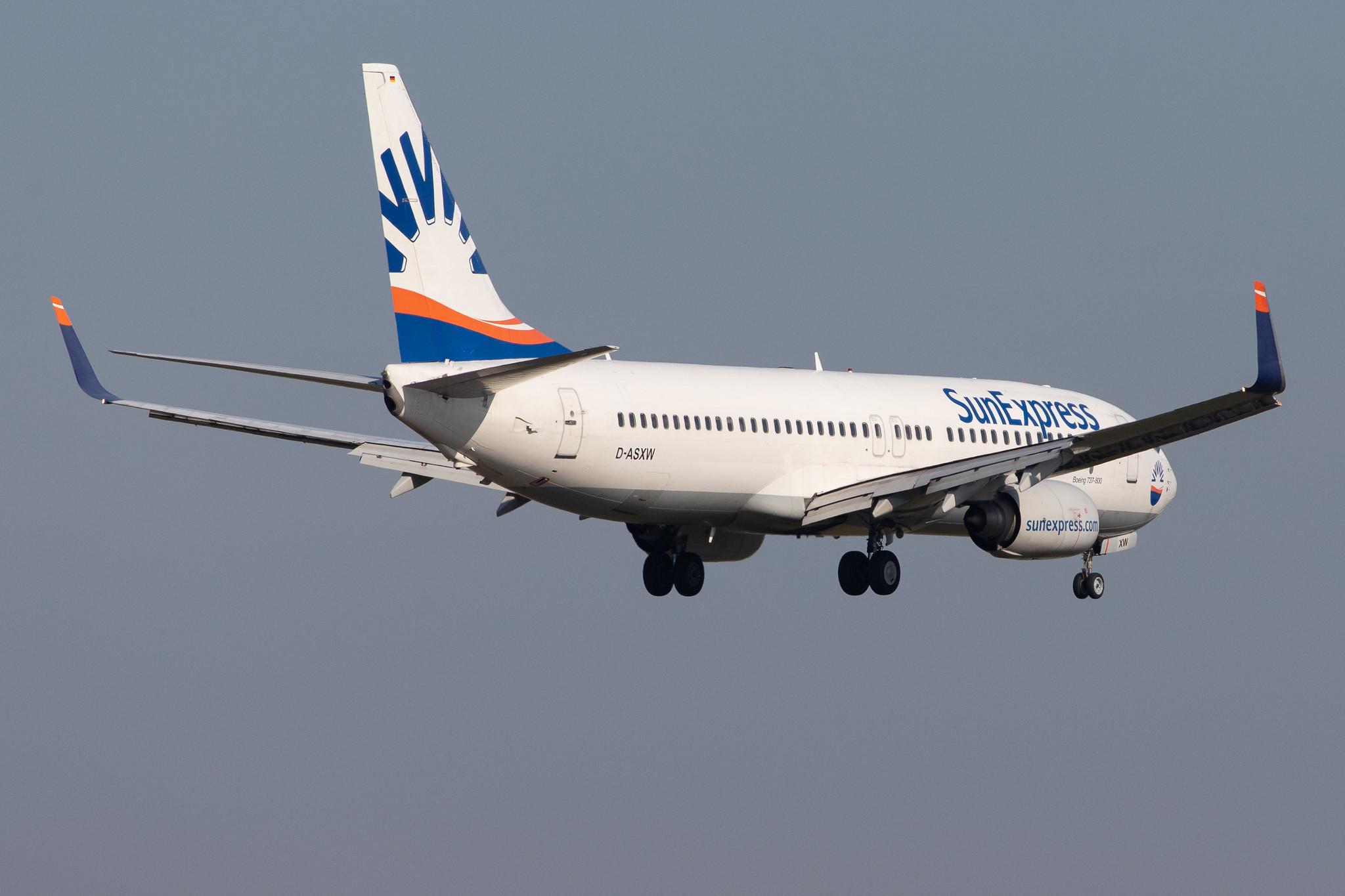 Frankfurt Airport: SunExpress (XQ / SXS) | Operator: SunExpress Deutschland |  Boeing 737-8HC B738 | D-ASXW | MSN 36530