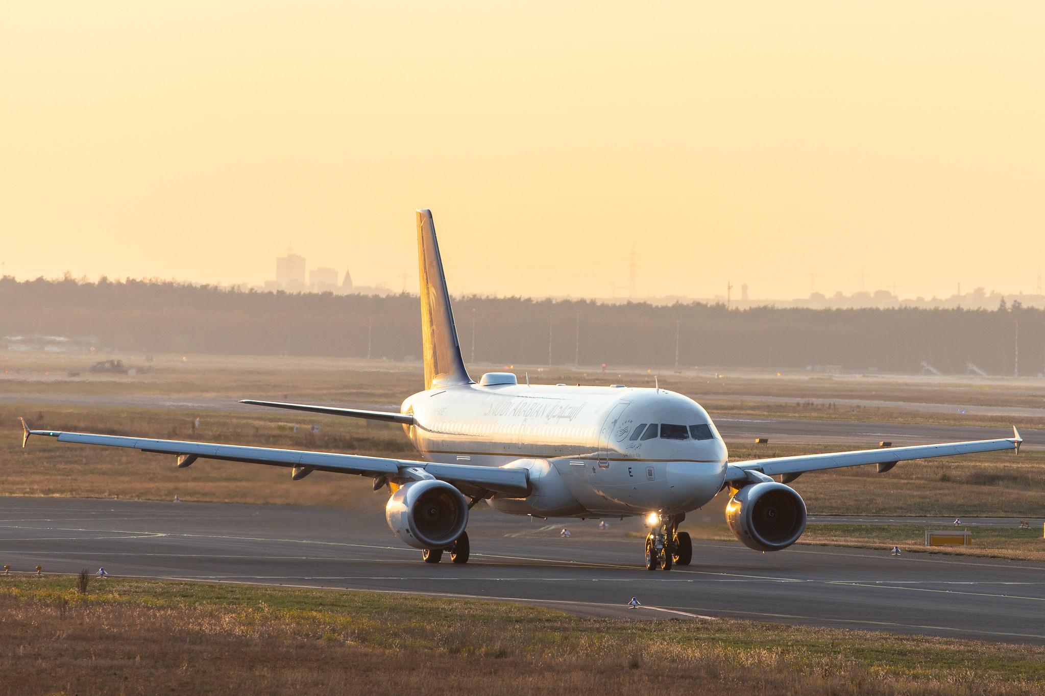 Frankfurt Airport: Saudia (SV / SVA) | Operator: Saudi Arabian Airlines |  Airbus A320-214 A320 | HZ-ASE | MSN 4408