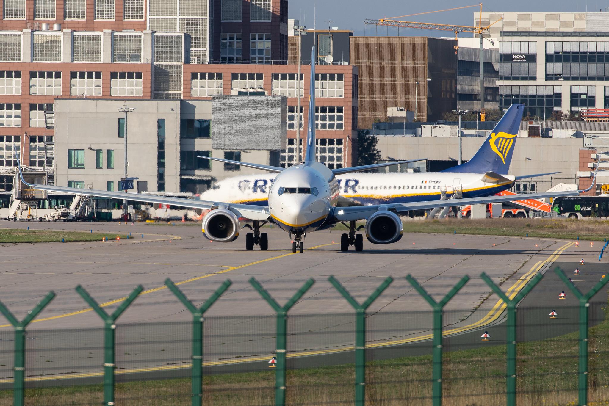 Frankfurt Airport: Ryanair (FR / RYR) |  Boeing 737-8AS B738 | EI-FOW | MSN 44729