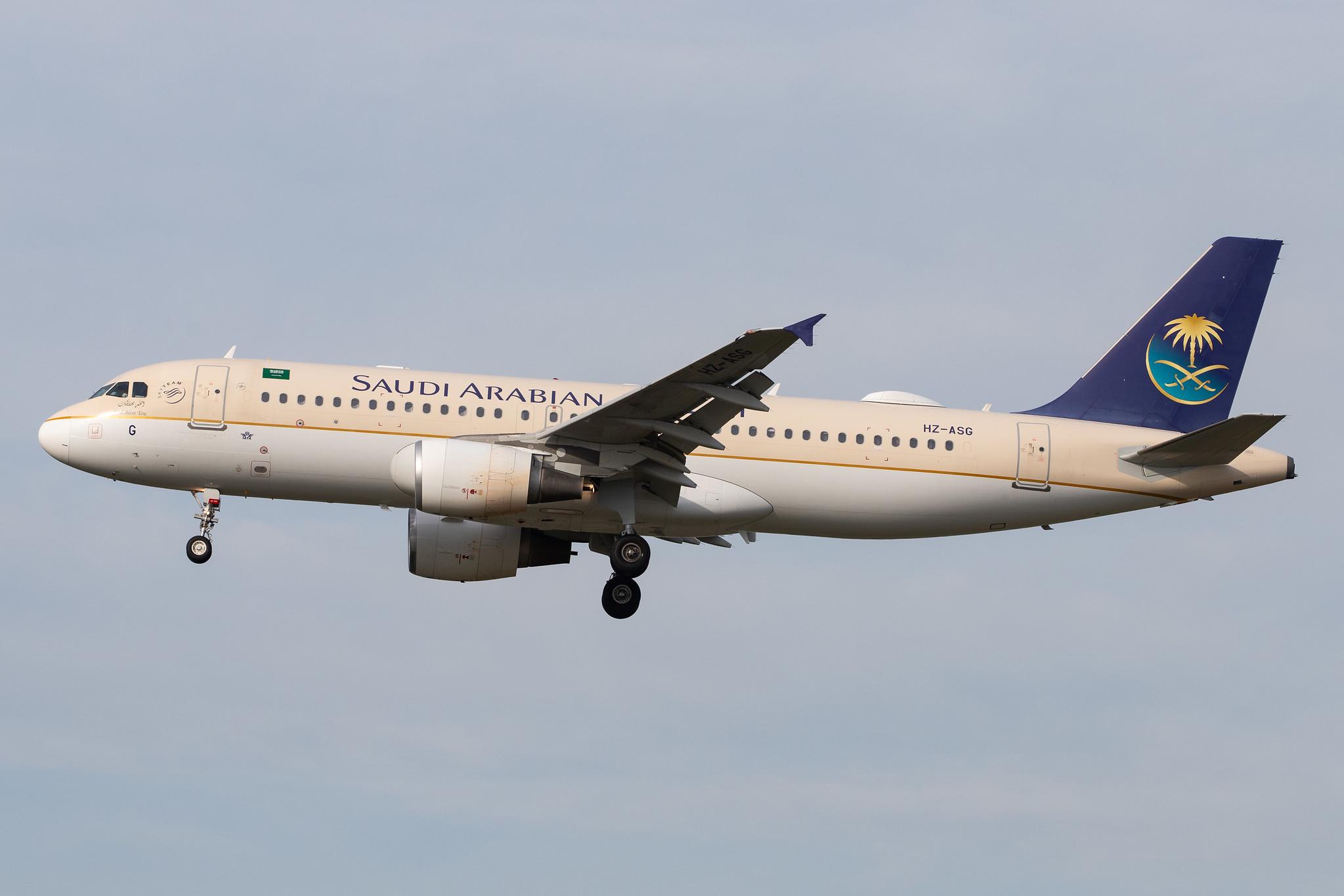 Frankfurt Airport: Saudia (SV / SVA) | Operator: Saudi Arabian Airlines |  Airbus A320-214 A320 | HZ-ASG | MSN 5223