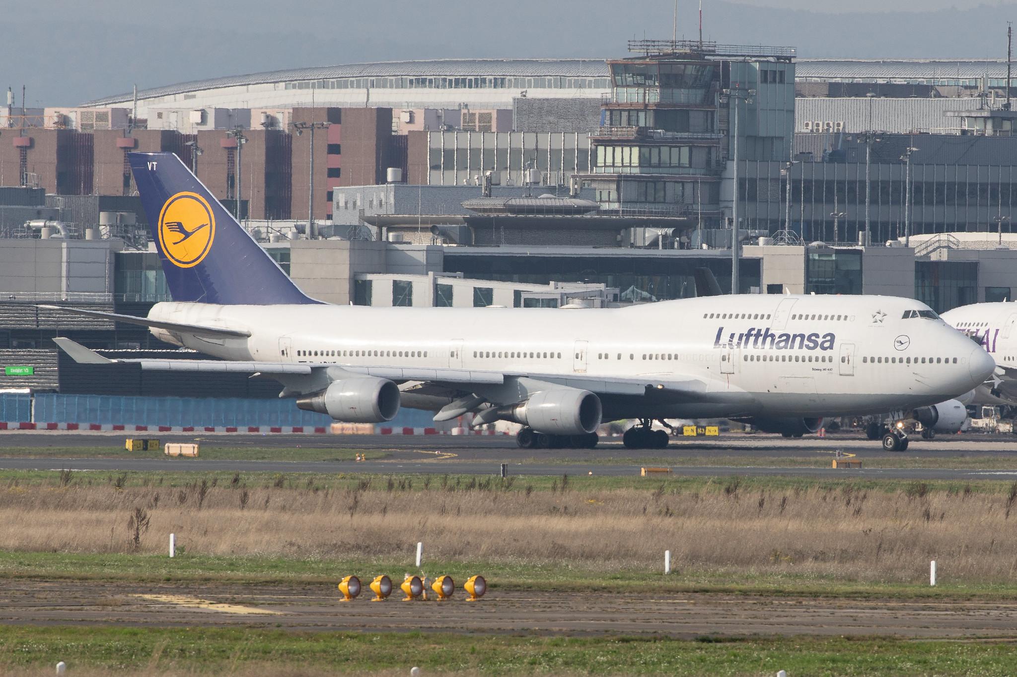 Frankfurt Airport: Lufthansa (LH / DLH) |  Boeing 747-430 B744 | D-ABVT | MSN 28287