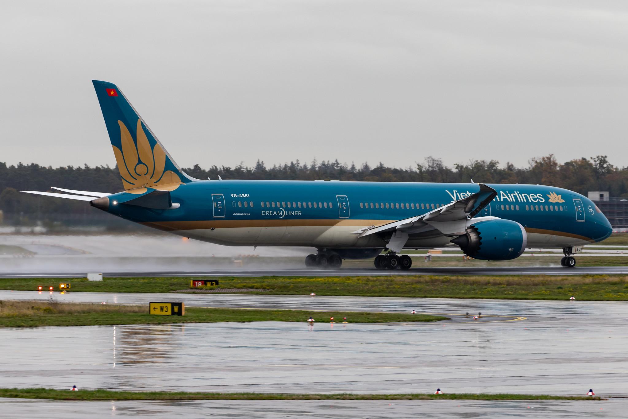 Frankfurt Airport: Vietnam Airlines (VN / HVN) |  Boeing 787-9 Dreamliner B789 | VN-A861 | MSN 35151