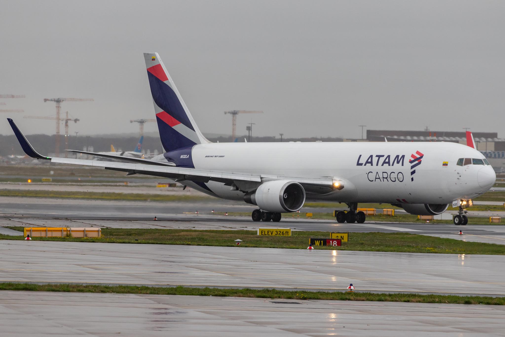 Frankfurt Airport: LATAM Cargo Chile (UC / LCO) |  Boeing 767-316F(ER) B763 | N532LA | MSN 30780