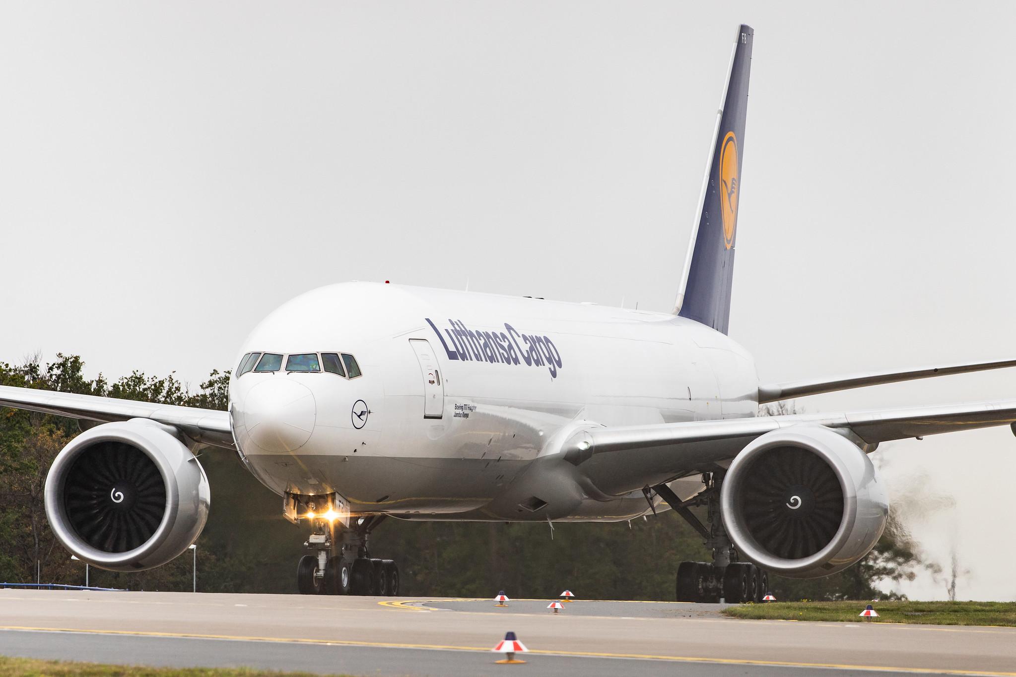 Frankfurt Airport: Lufthansa Cargo (/ GEC) |  Boeing 777-FBT B77L | D-ALFB | MSN 41675