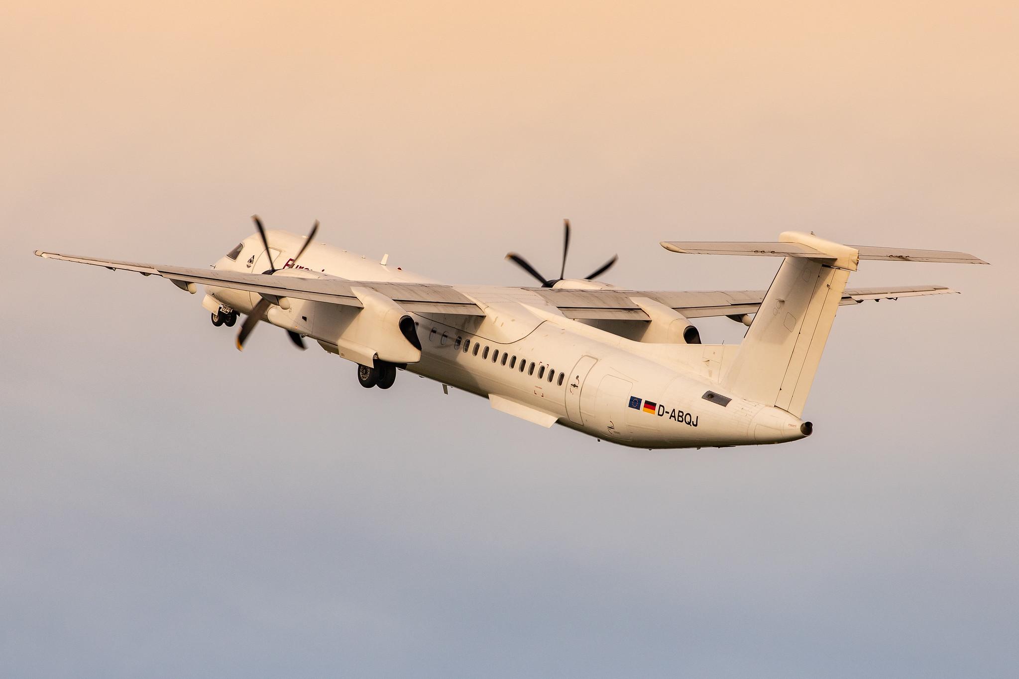 Hamburg Airport: Eurowings (EW / EWG) | Operator: Luftfahrtgesellschaft Walter |  De Havilland Canada Dash 8-400 DH8D | D-ABQJ | MSN 4274