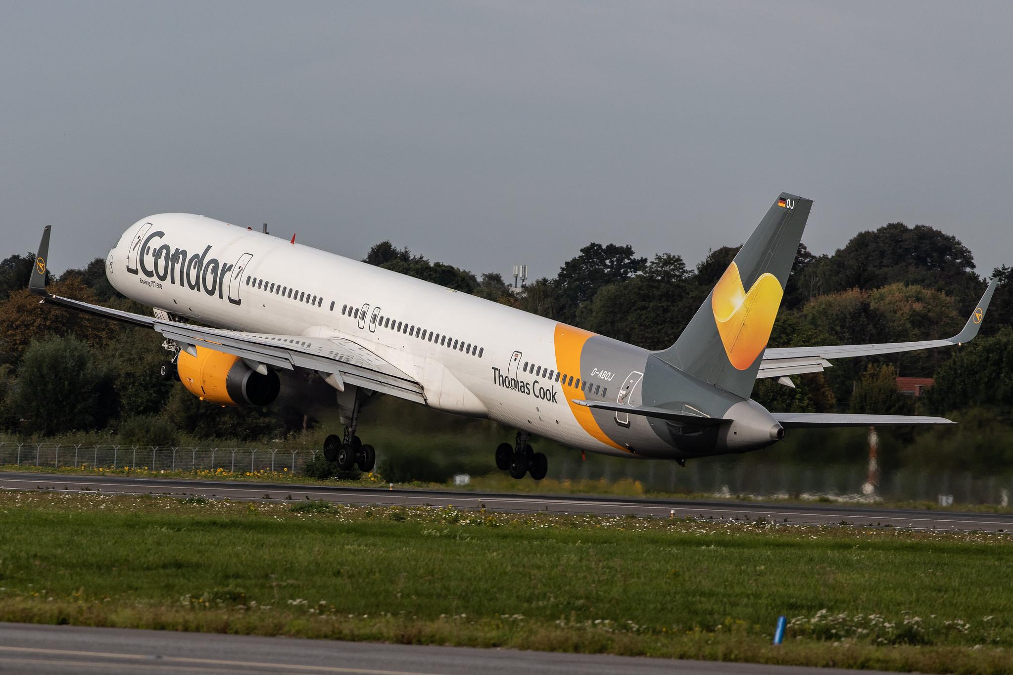 Hamburg Airport: Condor (DE / CFG) |  Boeing 757-330 B753 | D-ABOJ | MSN 29019