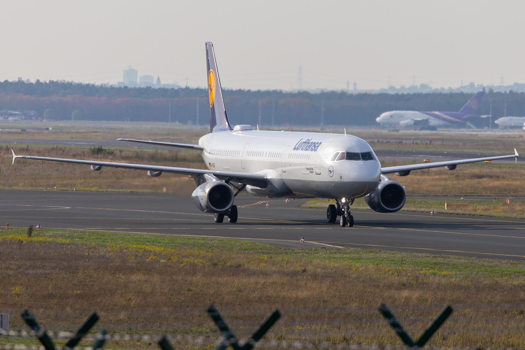 Frankfurt Airport: Lufthansa (LH / DLH) |  Airbus A321-231 A321 | D-AISI | MSN 3339