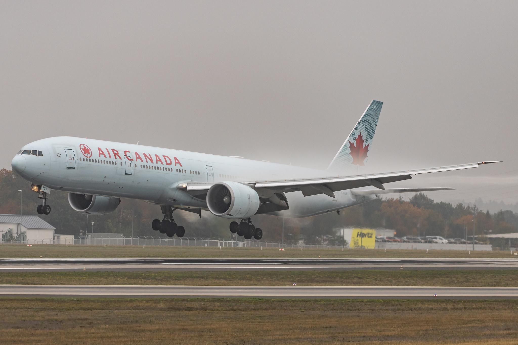 Frankfurt Airport: Air Canada (AC / ACA) |  Boeing 777-333(ER) B77W | C-FIUW | MSN 35249