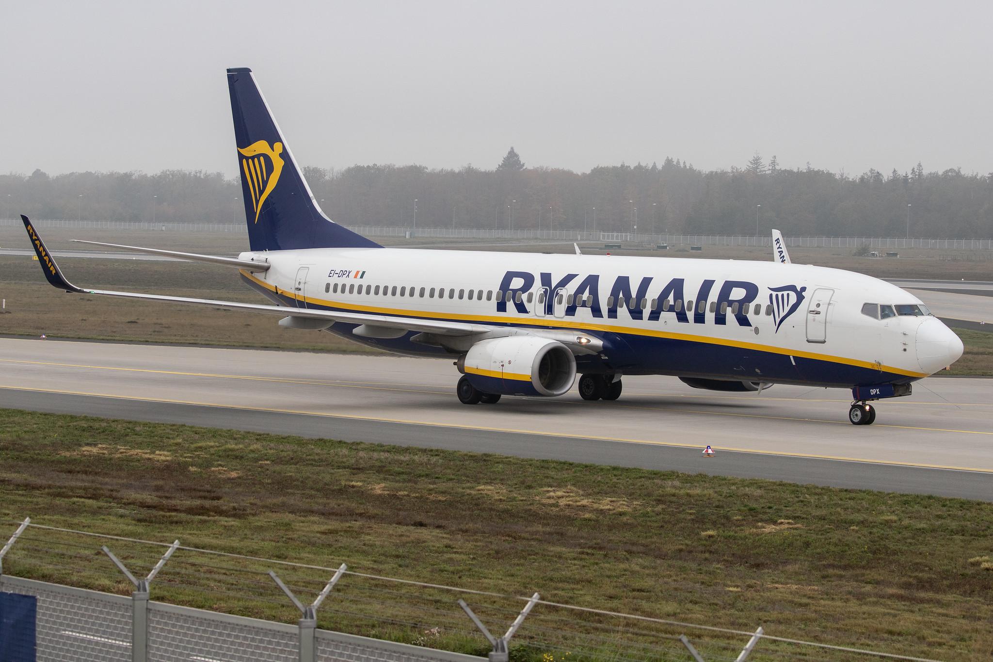 Frankfurt Airport: Ryanair (FR / RYR) |  Boeing 737-8AS B738 | EI-DPX | MSN 35553