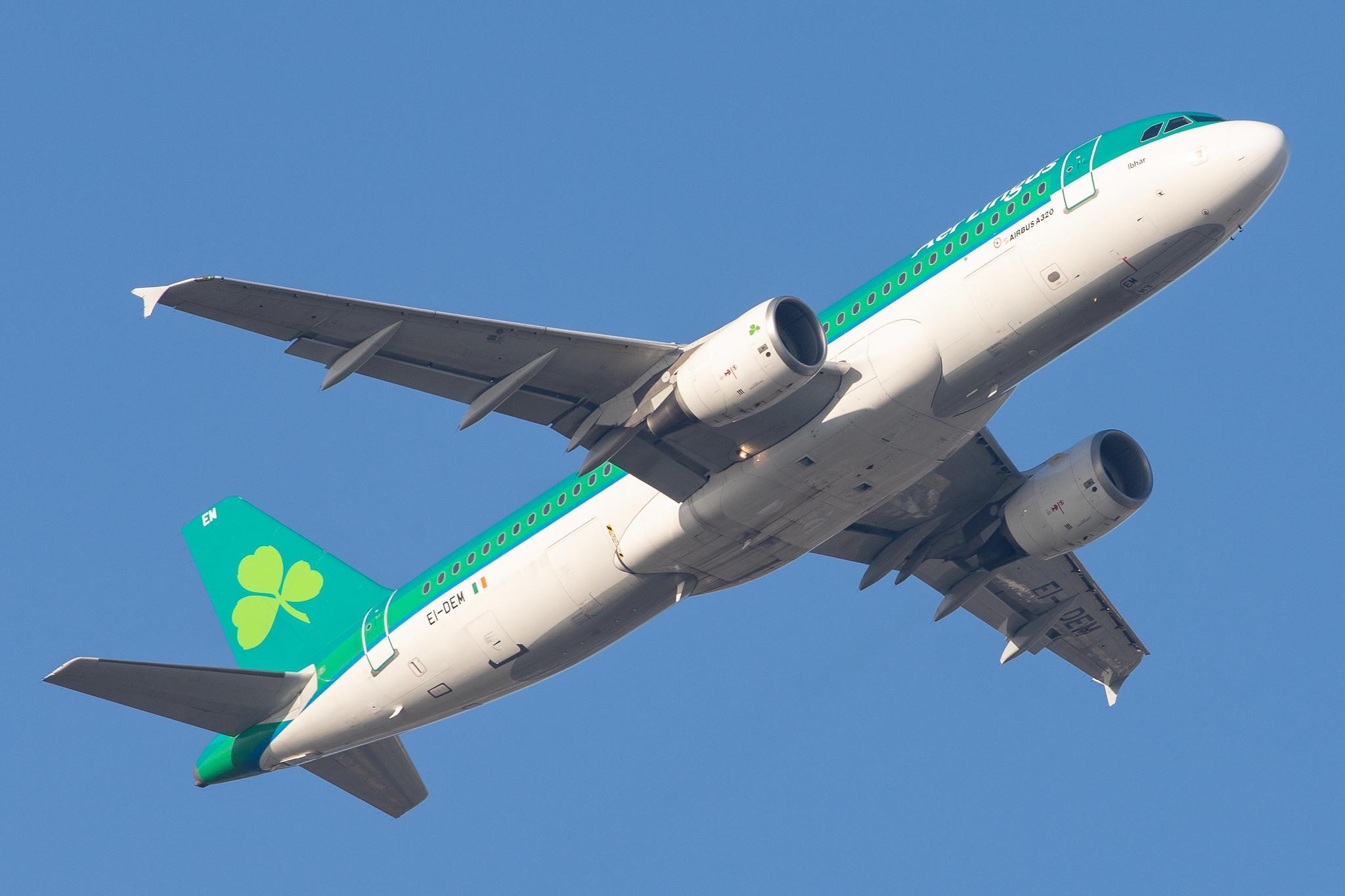 London Heathrow Airport: Aer Lingus (EI / EIN) |  Airbus A320-214 A320 | EI-DEM | MSN 2411