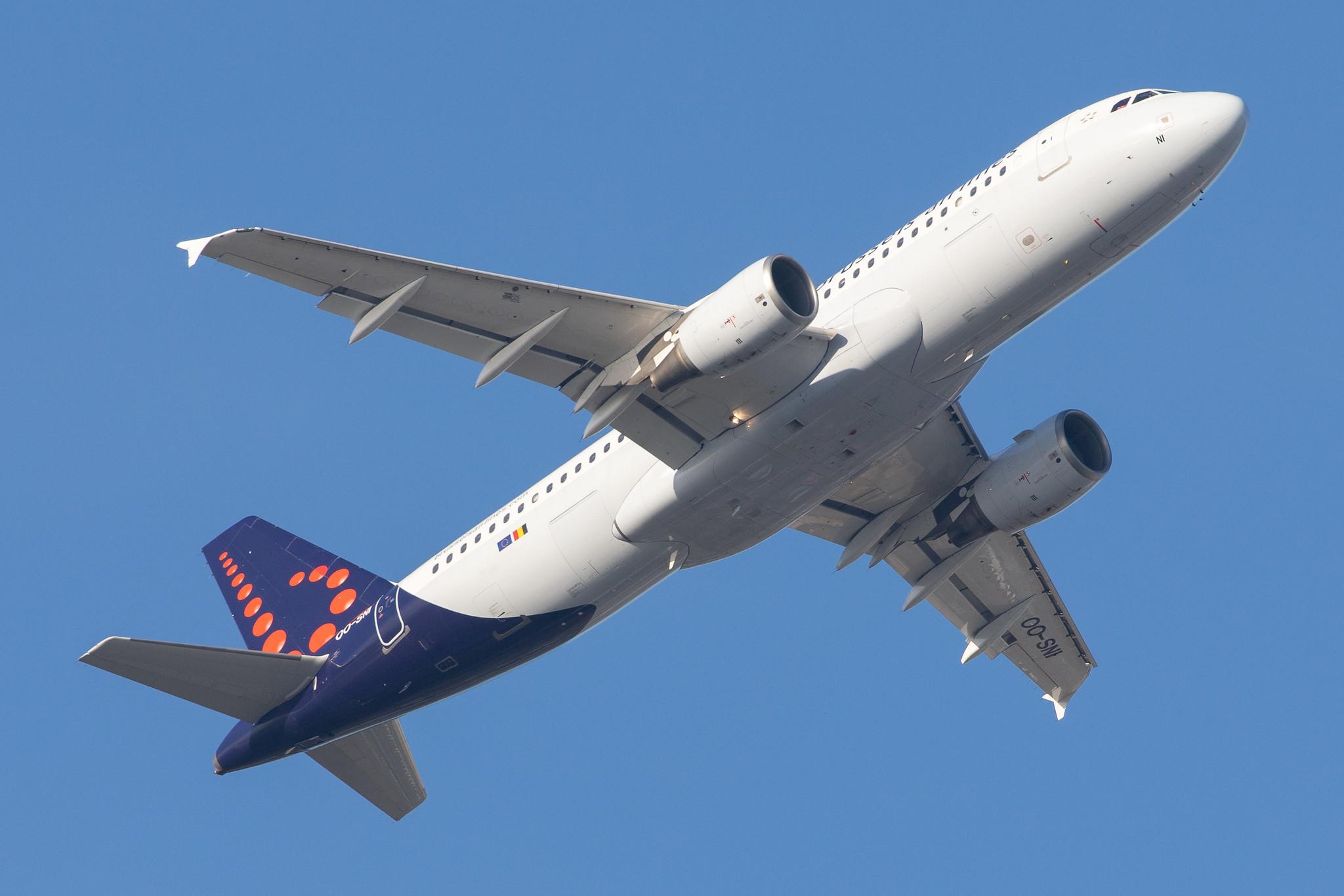 London Heathrow Airport: Brussels Airlines (SN / BEL) |  Airbus A320-214 A320 | OO-SNI | MSN 1983