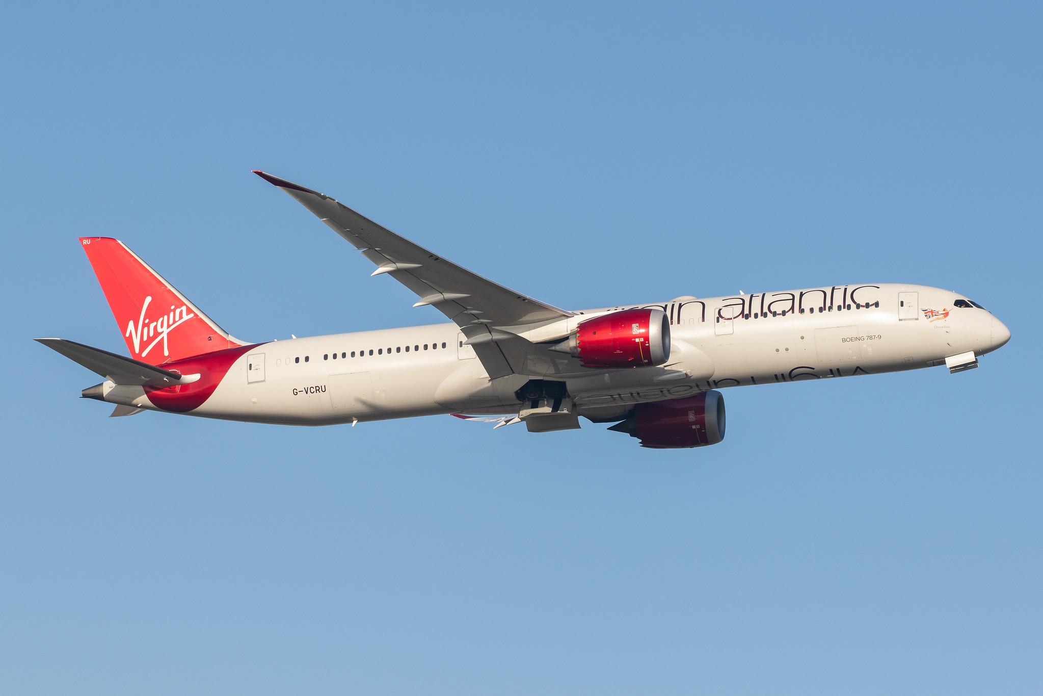 London Heathrow Airport: Virgin Atlantic (VS / VIR) |  Boeing 787-9 Dreamliner B789 | G-VCRU | MSN 37972
