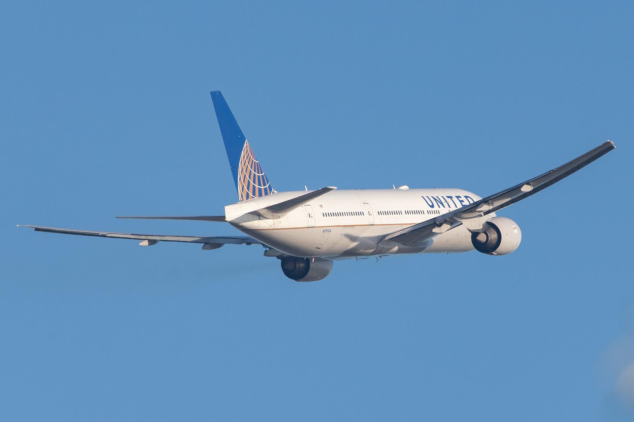 London Heathrow Airport: United Airlines (UA / UAL) |  Boeing 777-222(ER) B772 | N791UA | MSN 26933