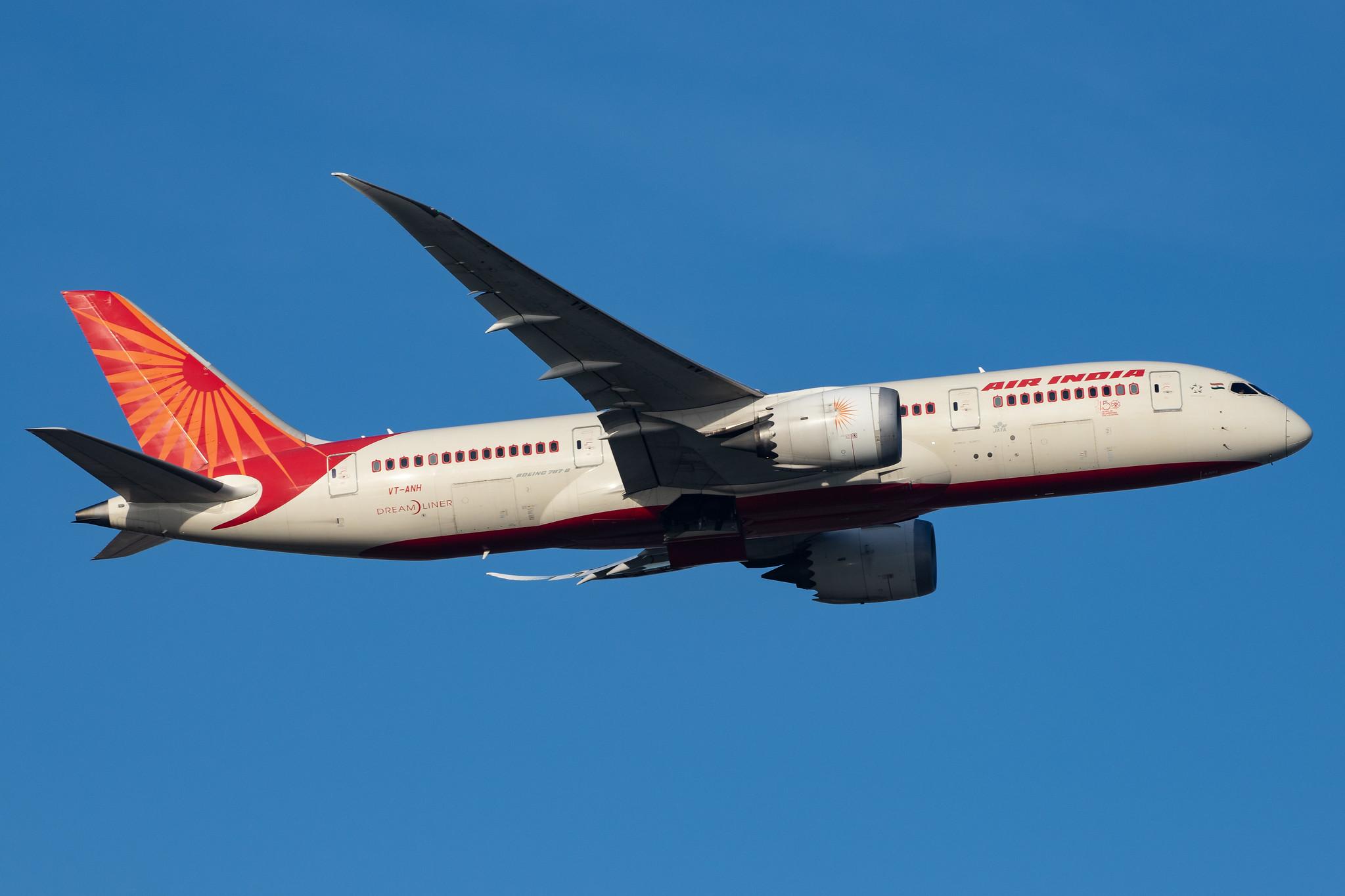 London Heathrow Airport: Air India (AI / AIC) |  Boeing 787-8 Dreamliner B788 | VT-ANH | MSN 36276