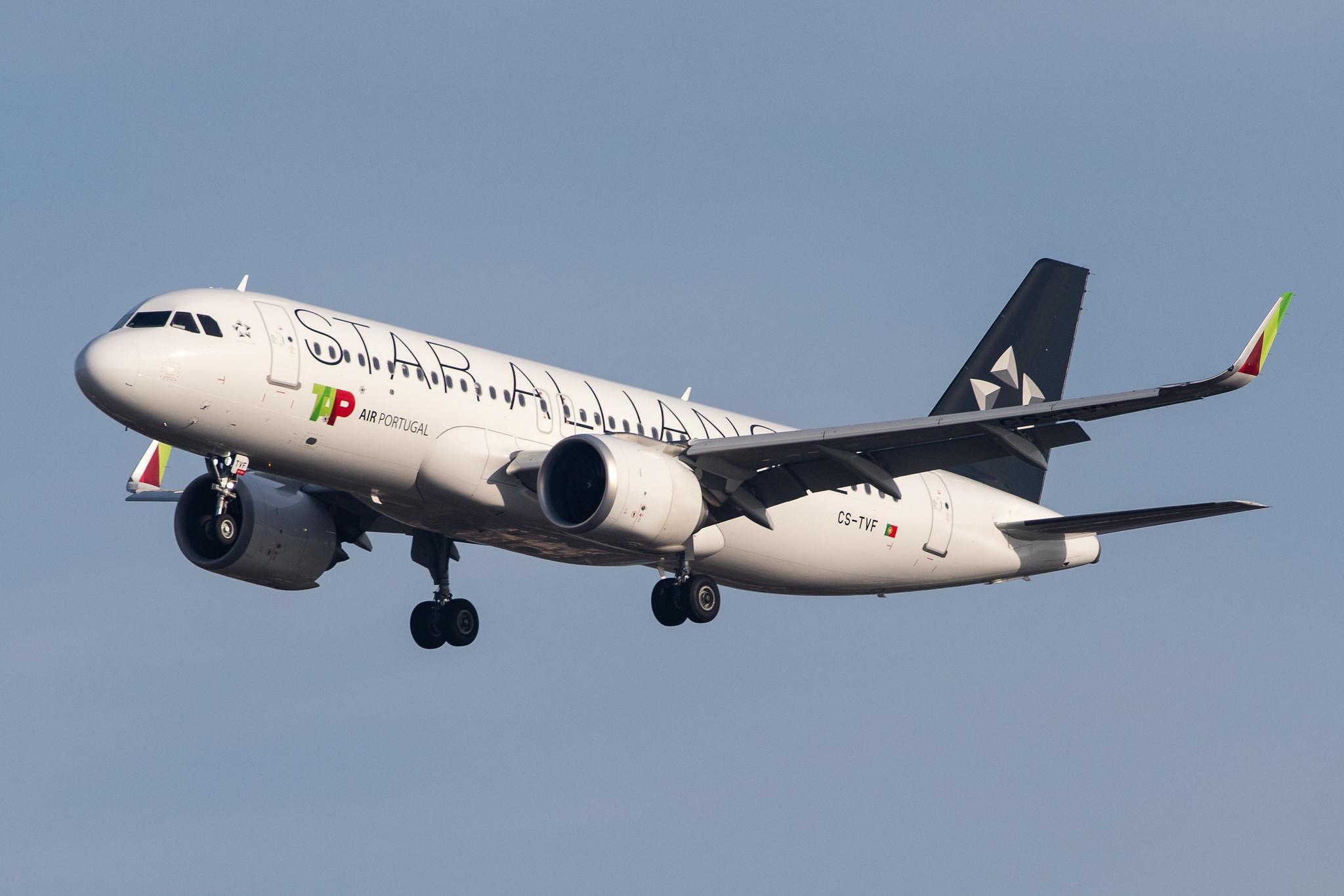 London Heathrow Airport: TAP Air Portugal (TP / TAP) |  Livery: Star Alliance Livery |  Airbus A320-251N A20N | CS-TVF | MSN 9088