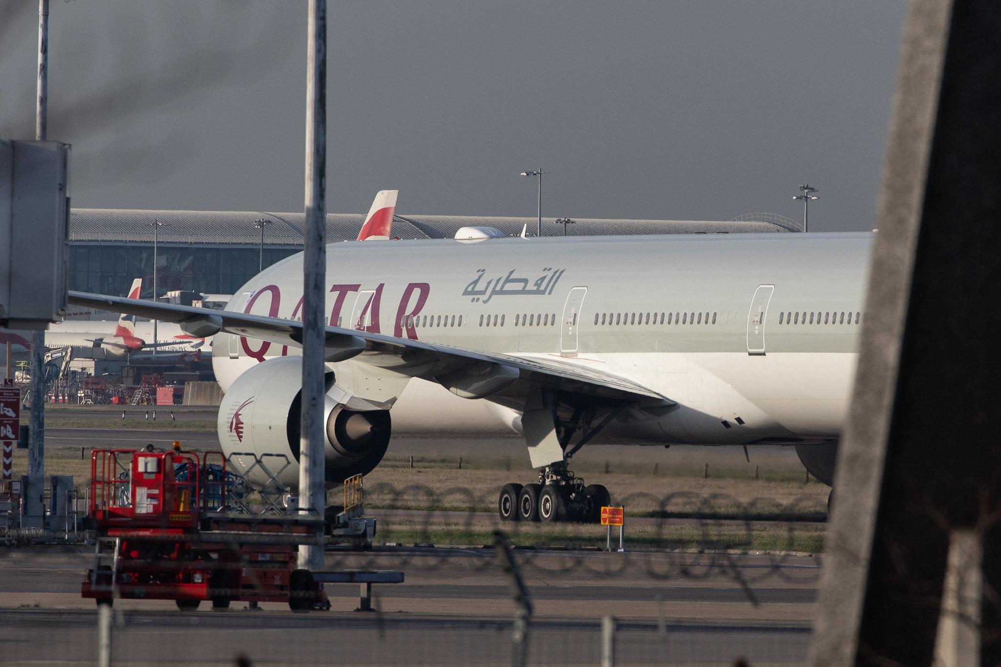 London Heathrow Airport: Qatar Airways (QR / QTR) |  Boeing 777-3DZ(ER) B77W | A7-BEL | MSN 64063