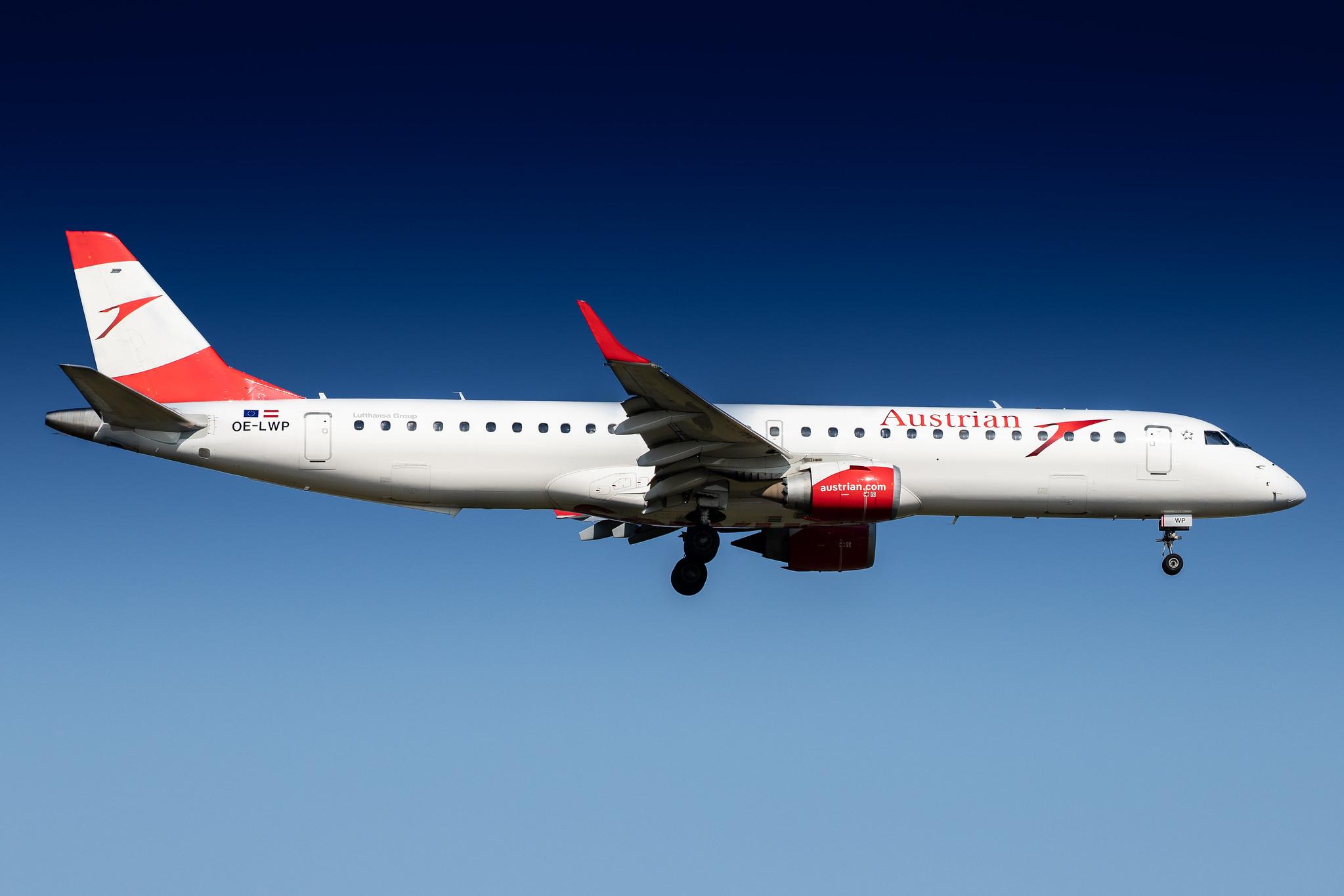 Frankfurt Airport: Austrian Airlines (OS / AUA) |  Embraer E195LR E195 | OE-LWP | MSN 19000558