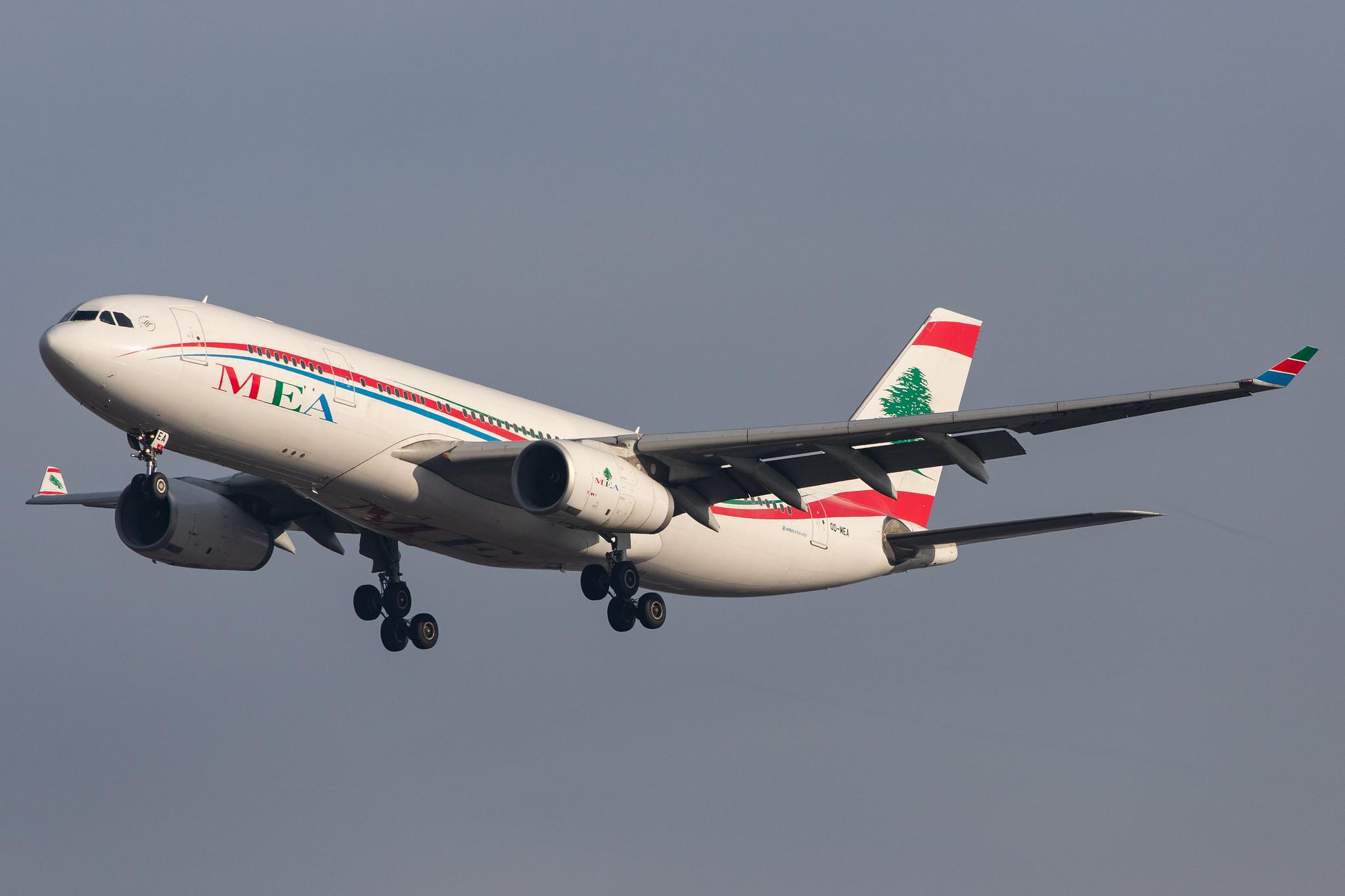 London Heathrow Airport: MEA (ME / MEA) |  Airbus A330-243 A332 | OD-MEA | MSN 0984