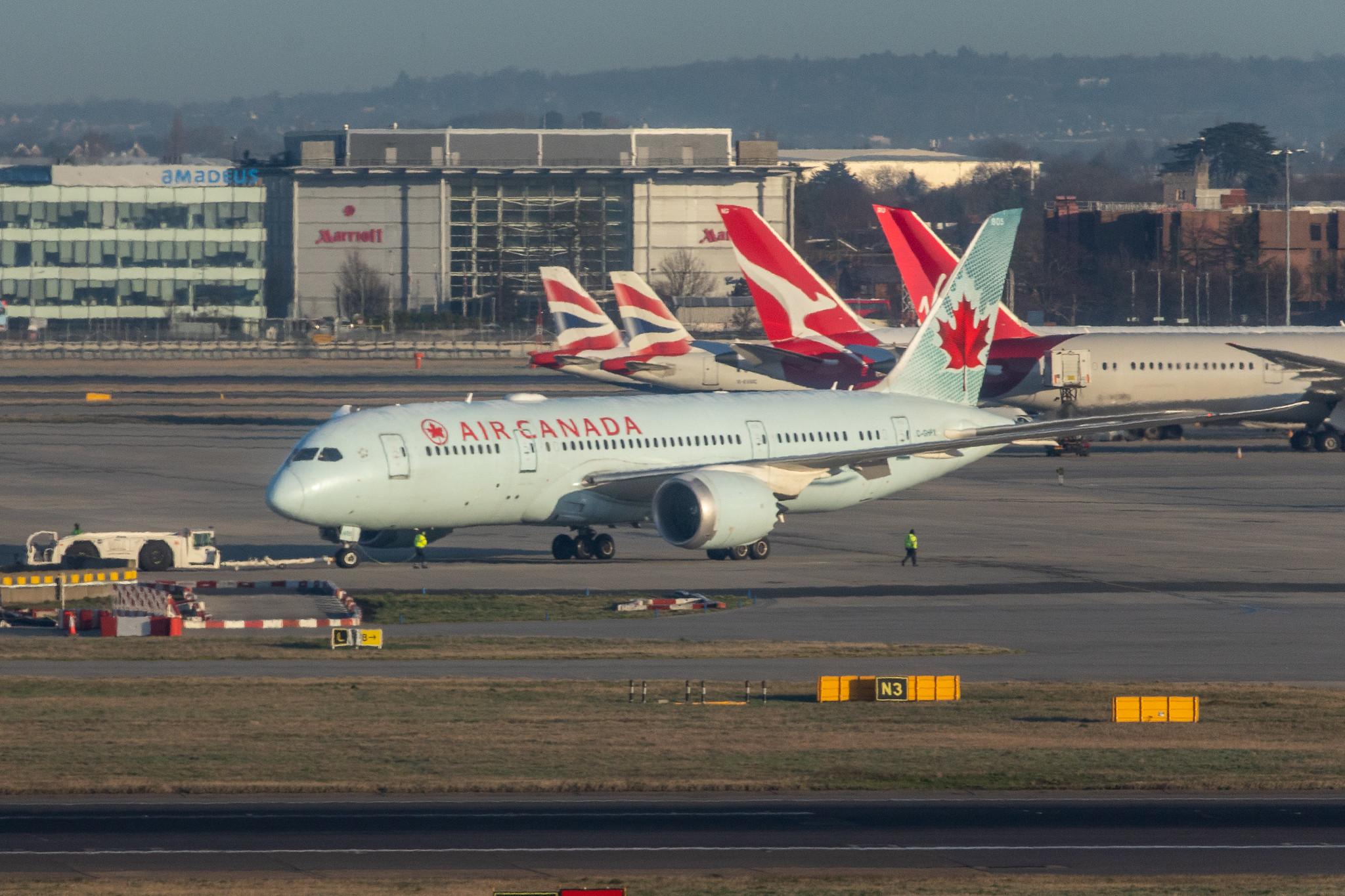 London Heathrow Airport: Air Canada (AC / ACA) |  Boeing 787-8 Dreamliner B788 | C-GHPX | MSN 35261