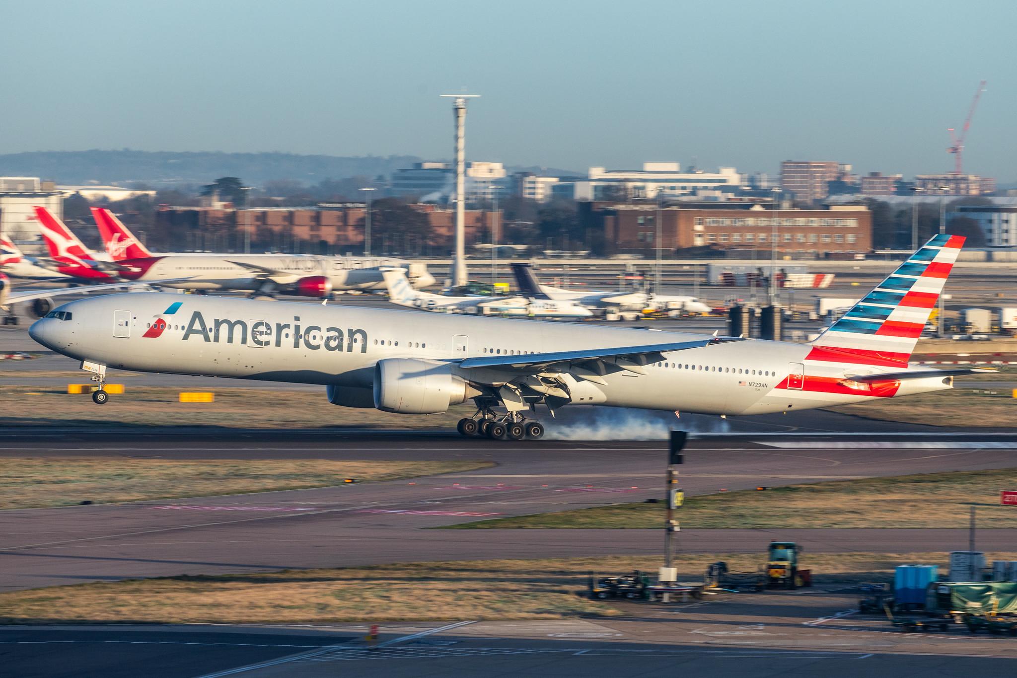 London Heathrow Airport: American Airlines (AA / AAL) |  Boeing 777-323(ER) B77W | N729AN | MSN 33127