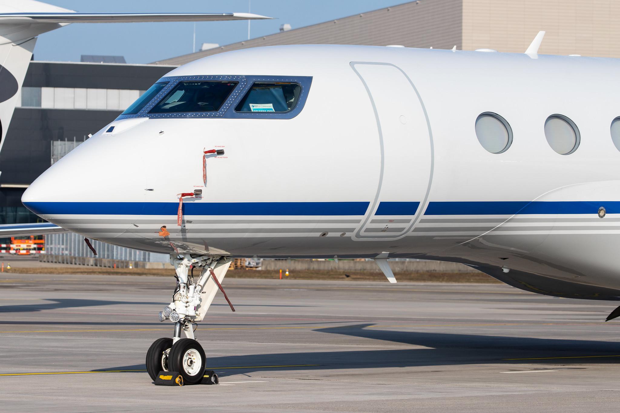 Flughafen Zürich: Private owner |  Gulfstream G650 GLF6 | N887WT | MSN 6124
