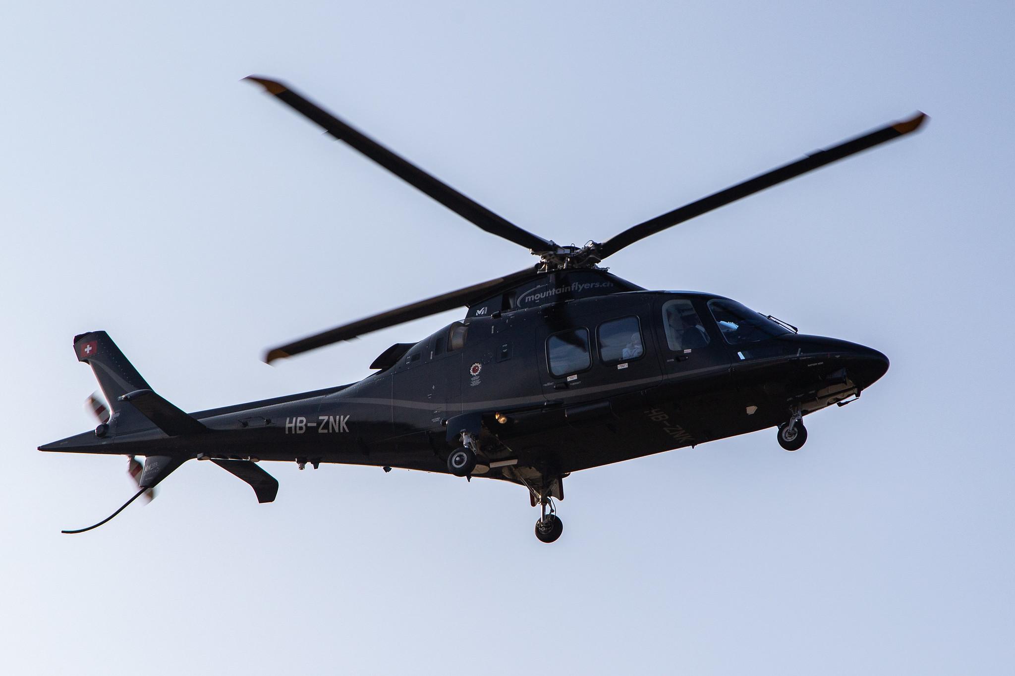 Flughafen Zürich: Mountain Flyers |  Leonardo AW109SP A109 | HB-ZNK | MSN 22372