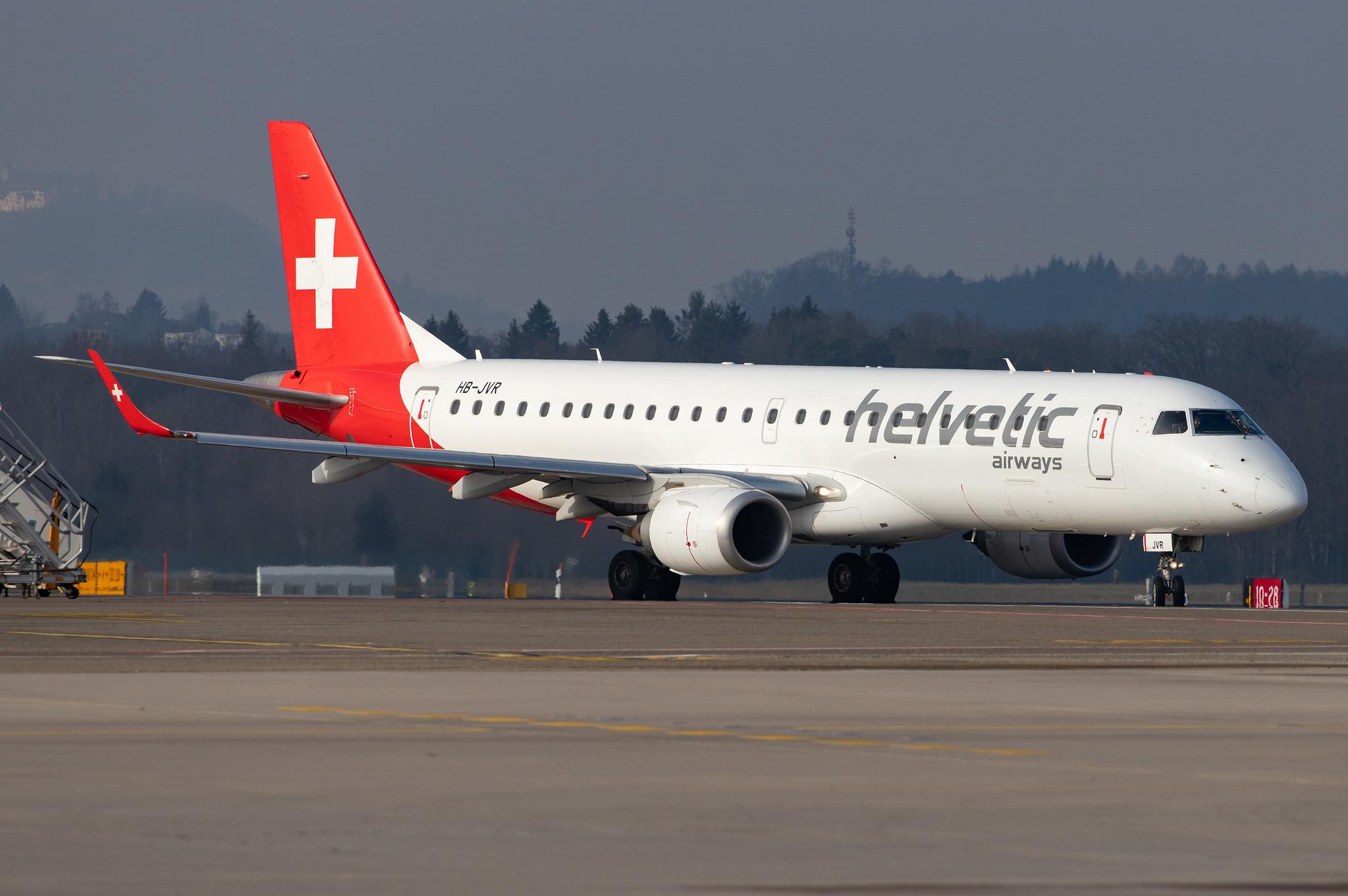 Flughafen Zürich: Helvetic Airways (2L / OAW) |  Embraer E190LR E190 | HB-JVR | MSN 19000435