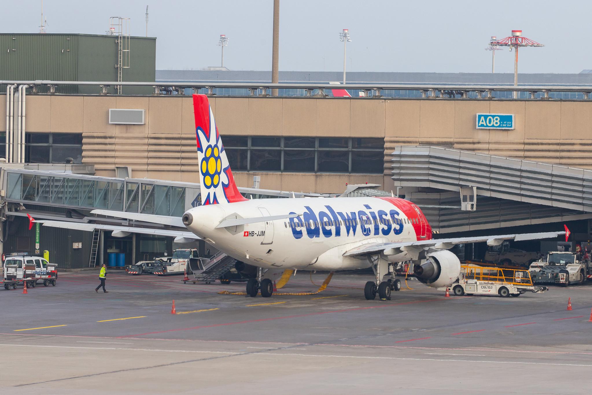 Flughafen Zürich: Edelweiss Air (WK / EDW) |  Airbus A320-214 A320 | HB-JJM | MSN 2627