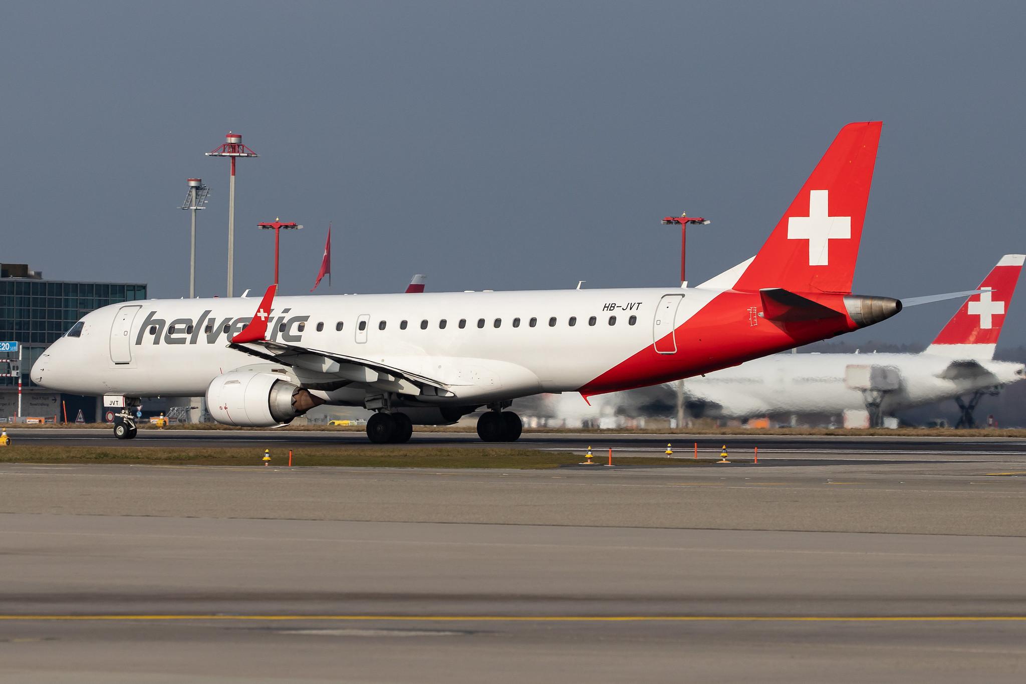 Flughafen Zürich: Helvetic Airways (2L / OAW) |  Embraer E190AR E190 | HB-JVT | MSN 19000199