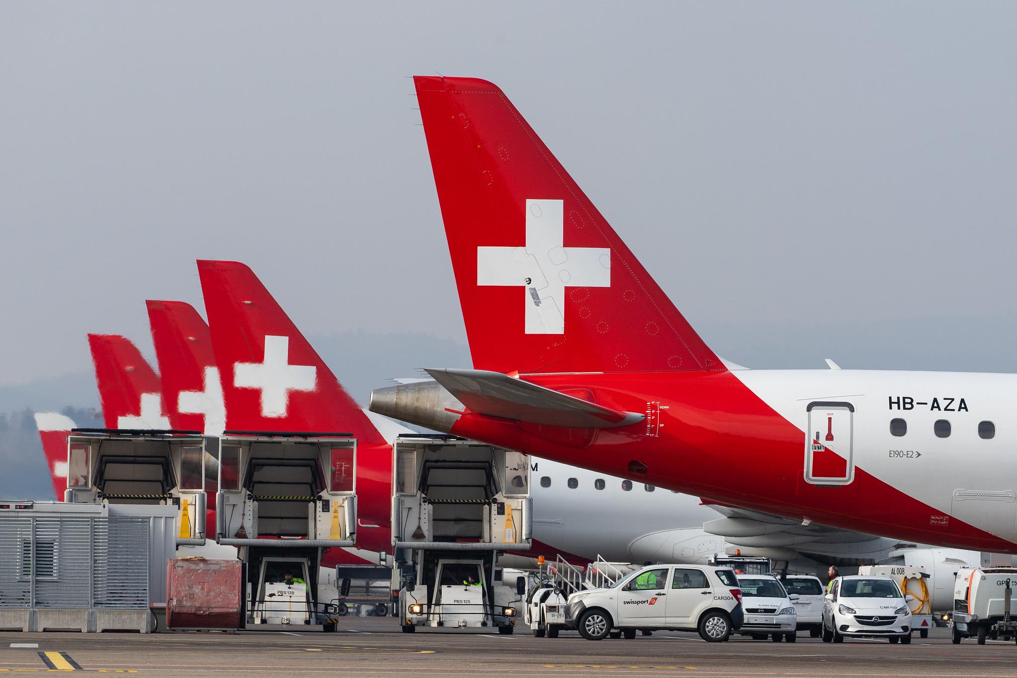 Flughafen Zürich: Helvetic Airways (2L / OAW) |  Embraer E190-E2 E290 | HB-AZA | MSN 19020022