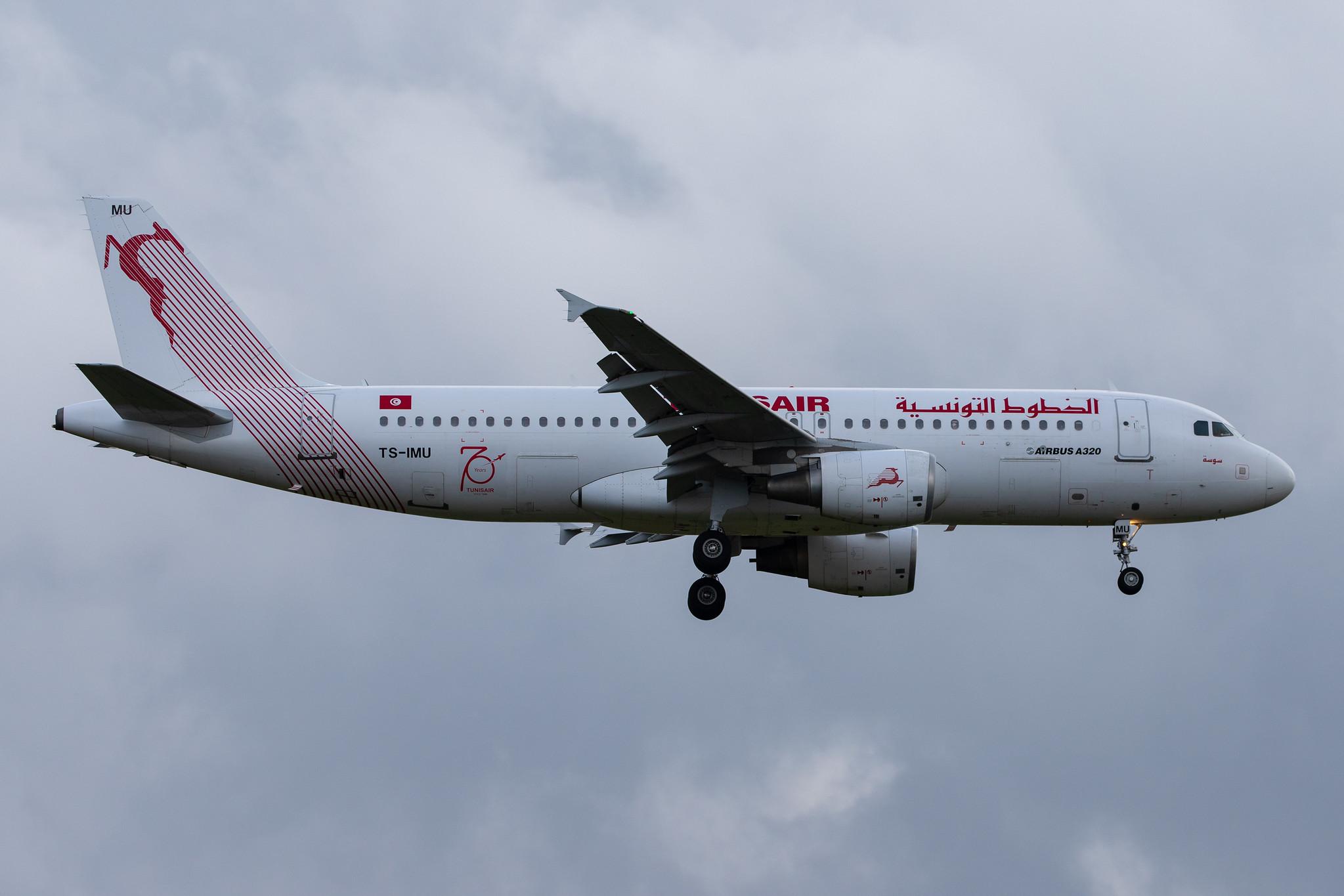 London Heathrow Airport: Tunisair (TU / TAR) |  Airbus A320-214 A320 | TS-IMU | MSN 5474