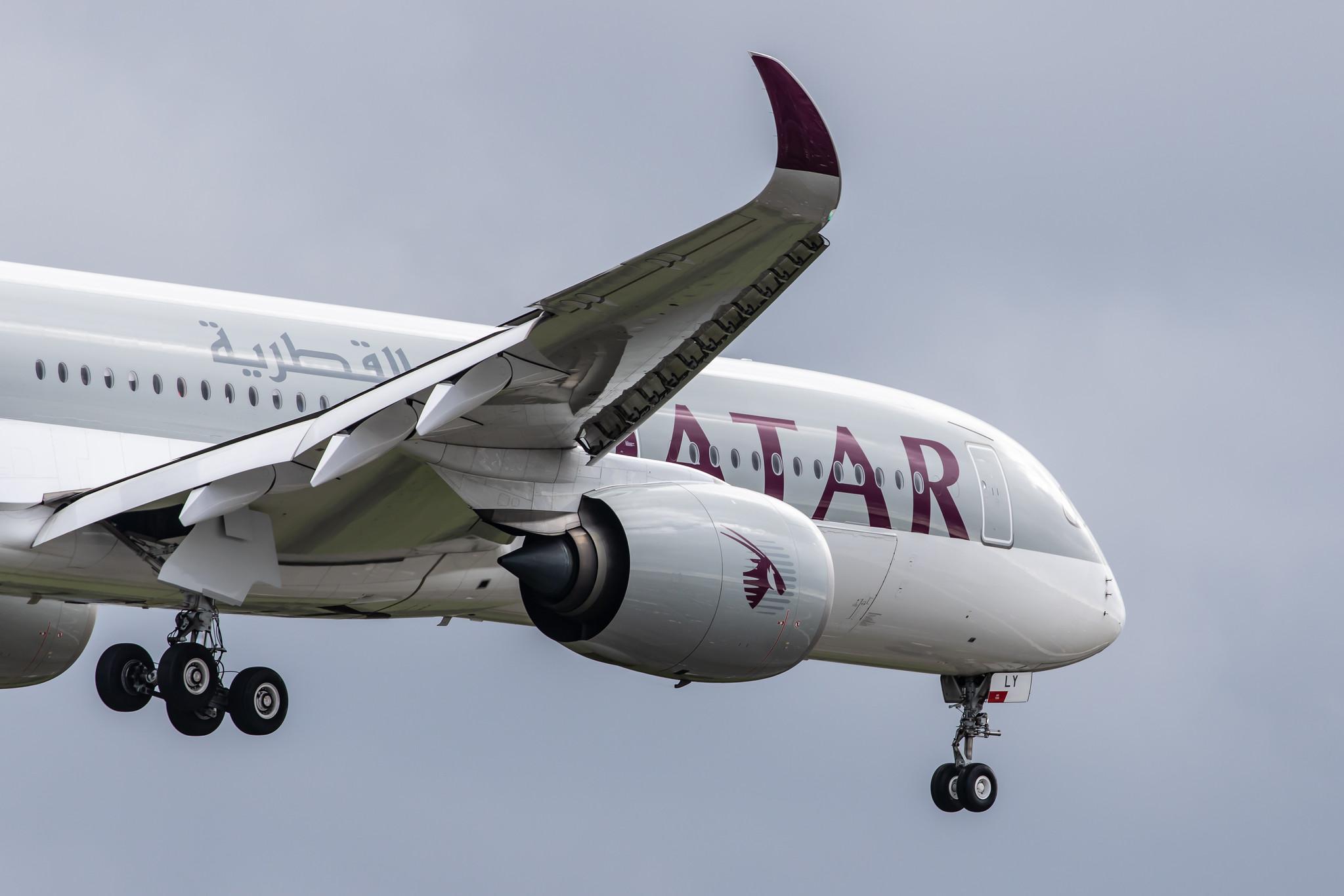London Heathrow Airport: Qatar Airways (QR / QTR) |  Airbus A350-941 A359 | A7-ALY | MSN 132
