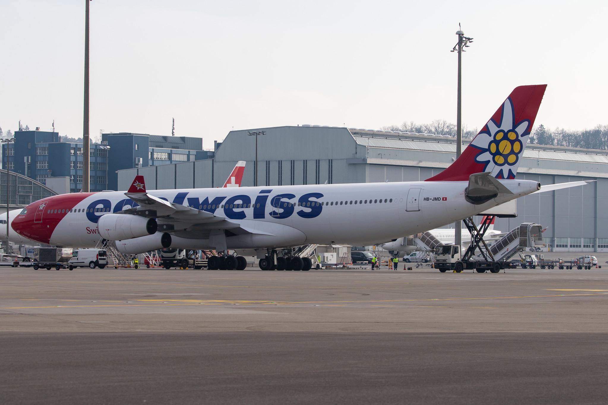 Flughafen Zürich: Edelweiss Air (WK / EDW) |  Airbus A340-313 A343 | HB-JMD | MSN 556