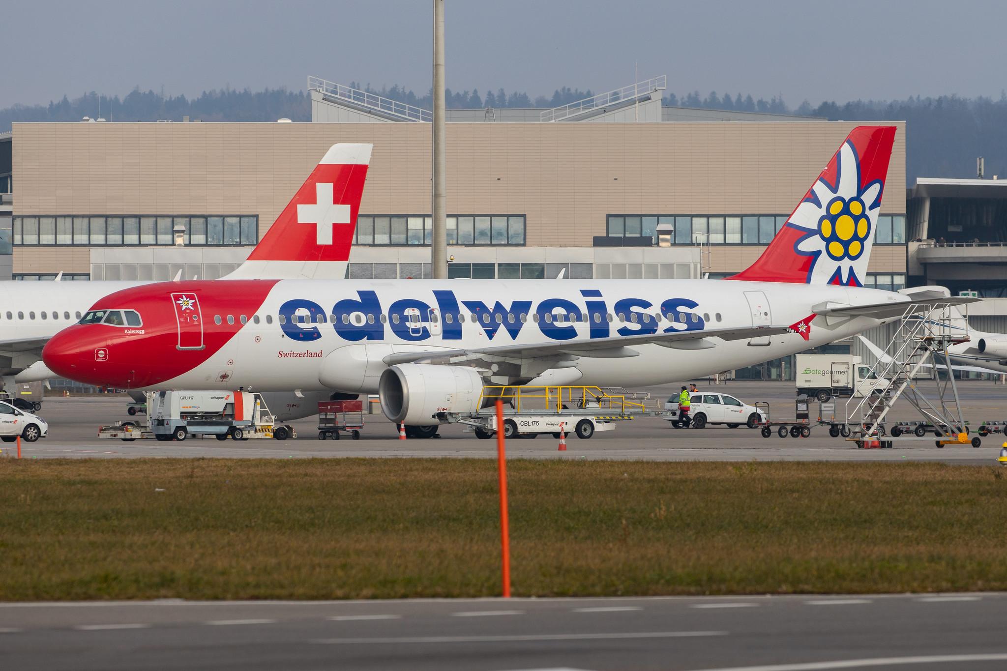 Flughafen Zürich: Edelweiss Air (WK / EDW) |  Airbus A320-214 A320 | HB-IHZ | MSN 1026