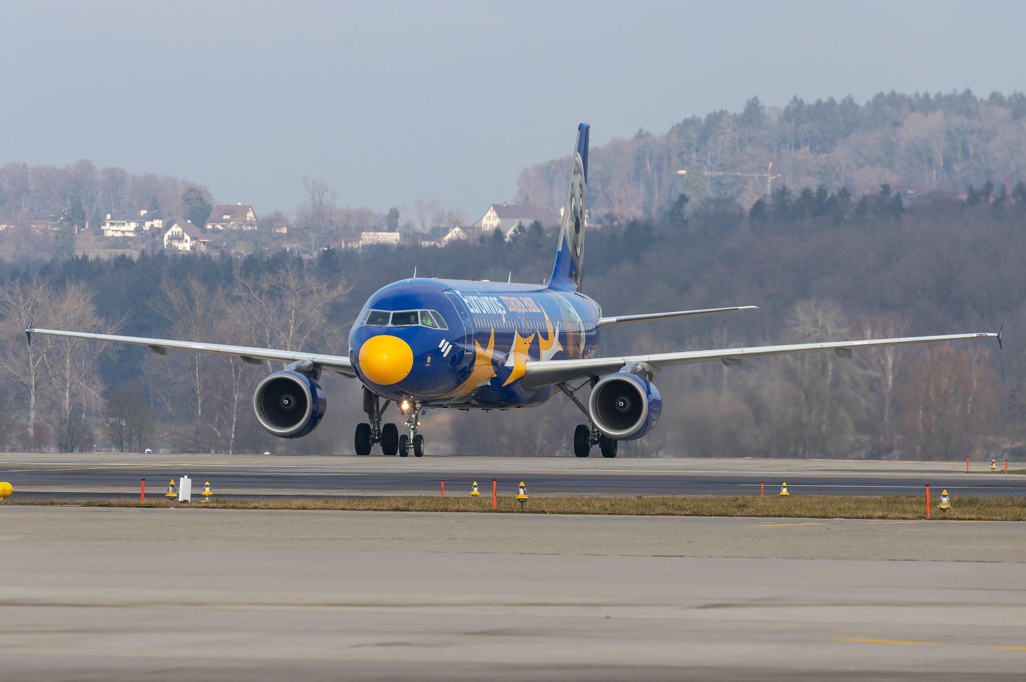 Flughafen Zürich: Eurowings (EW / EWG) |  Livery: Europa Park Livery |  Airbus A320-214 A320 | D-ABDQ | MSN 3121