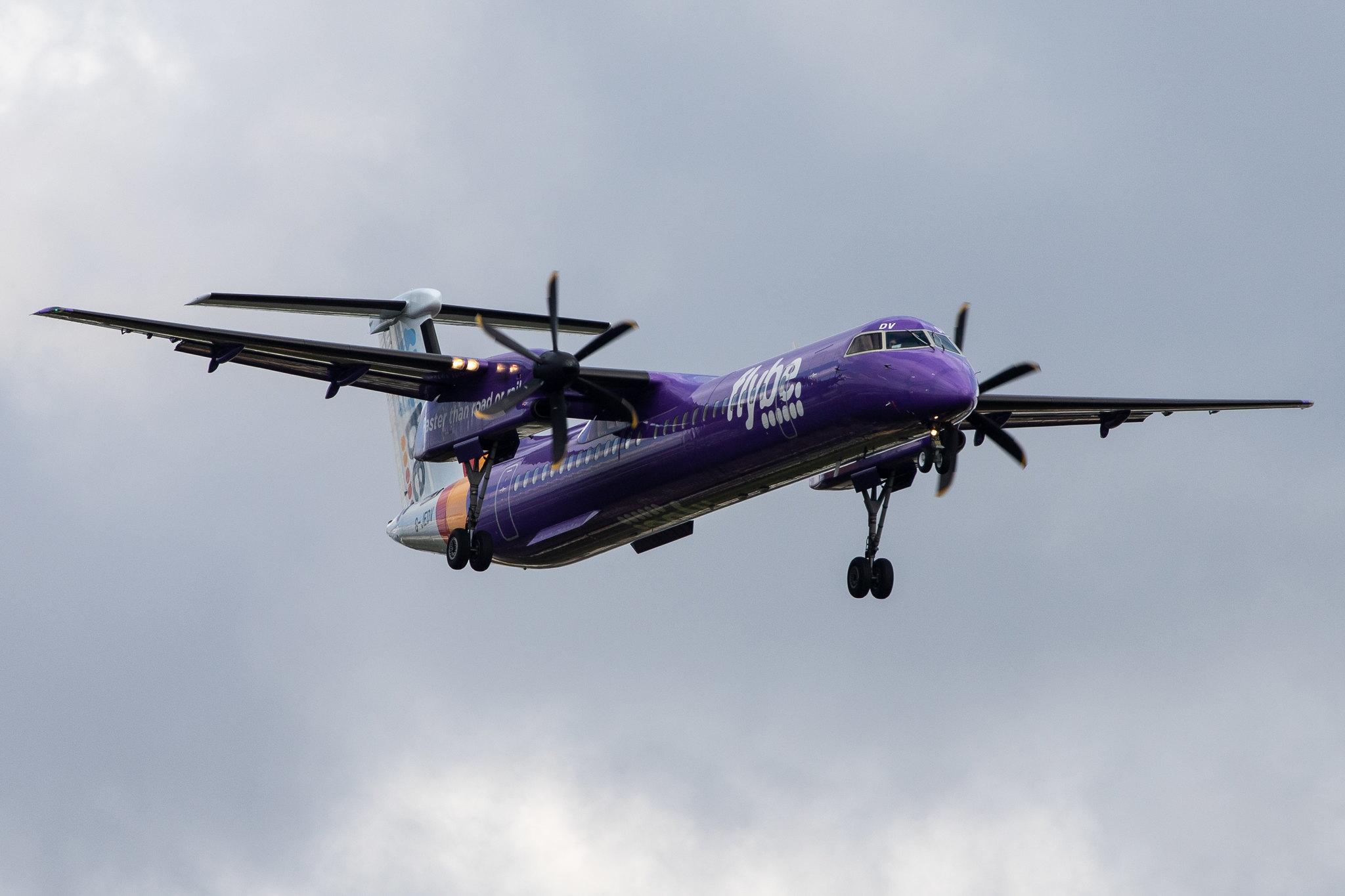 London Heathrow Airport: Flybe (BE / BEE) |  De Havilland Canada Dash 8-400 DH8D | G-JEDV | MSN 4090