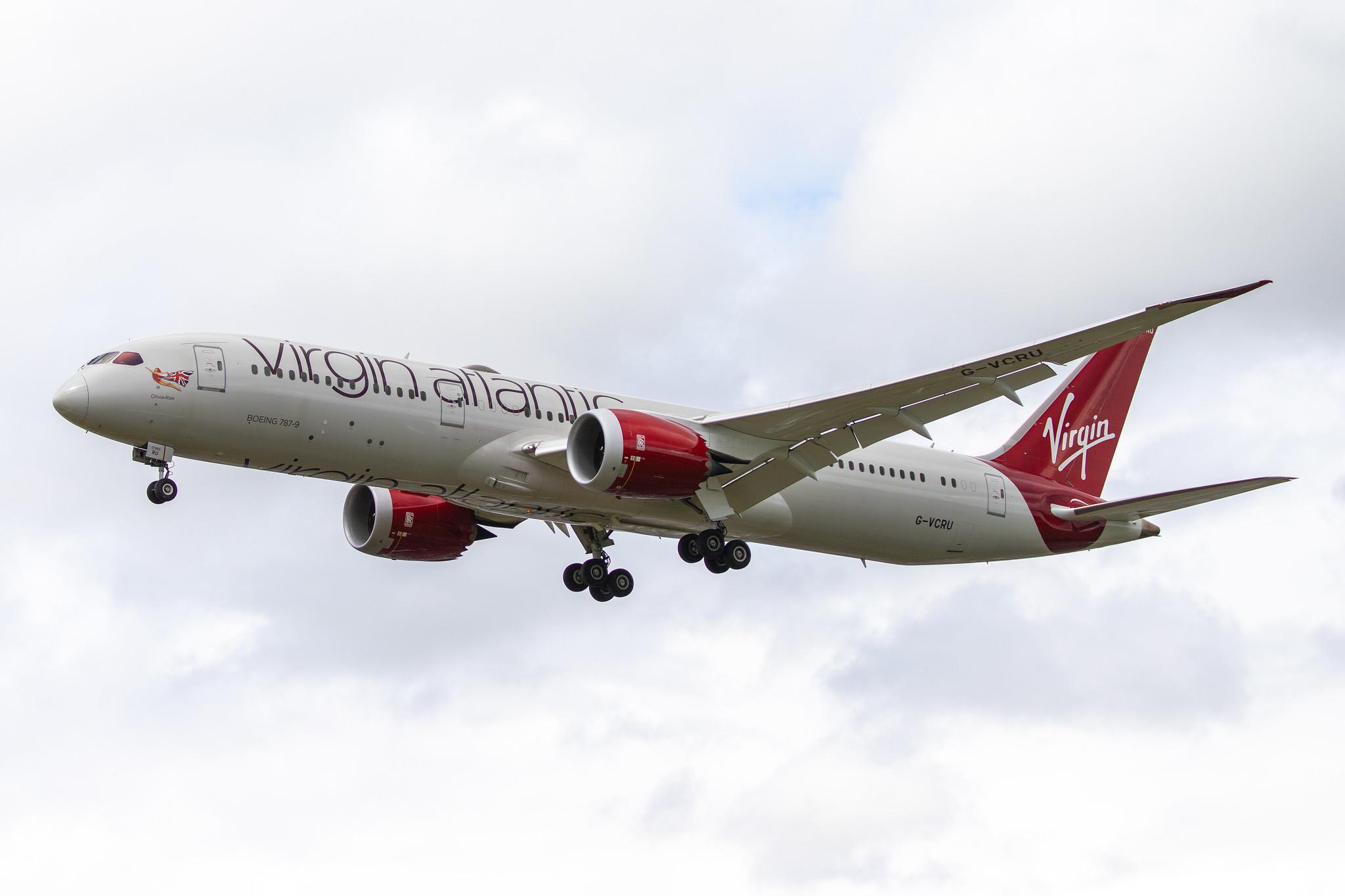 London Heathrow Airport: Virgin Atlantic (VS / VIR) |  Boeing 787-9 Dreamliner B789 | G-VCRU | MSN 37972
