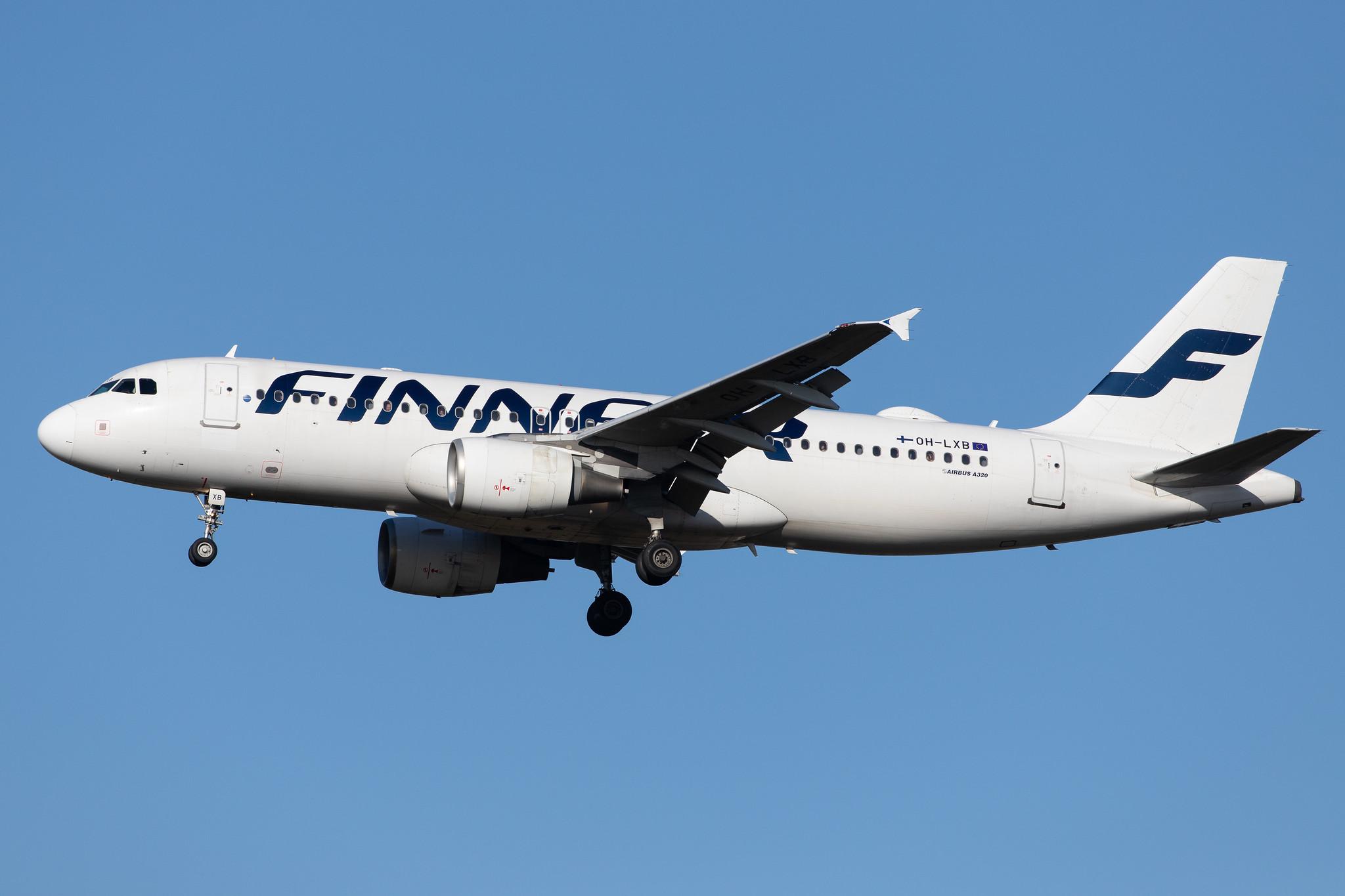 London Heathrow Airport: Finnair (AY / FIN) |  Airbus A320-214 A320 | OH-LXB | MSN 1470