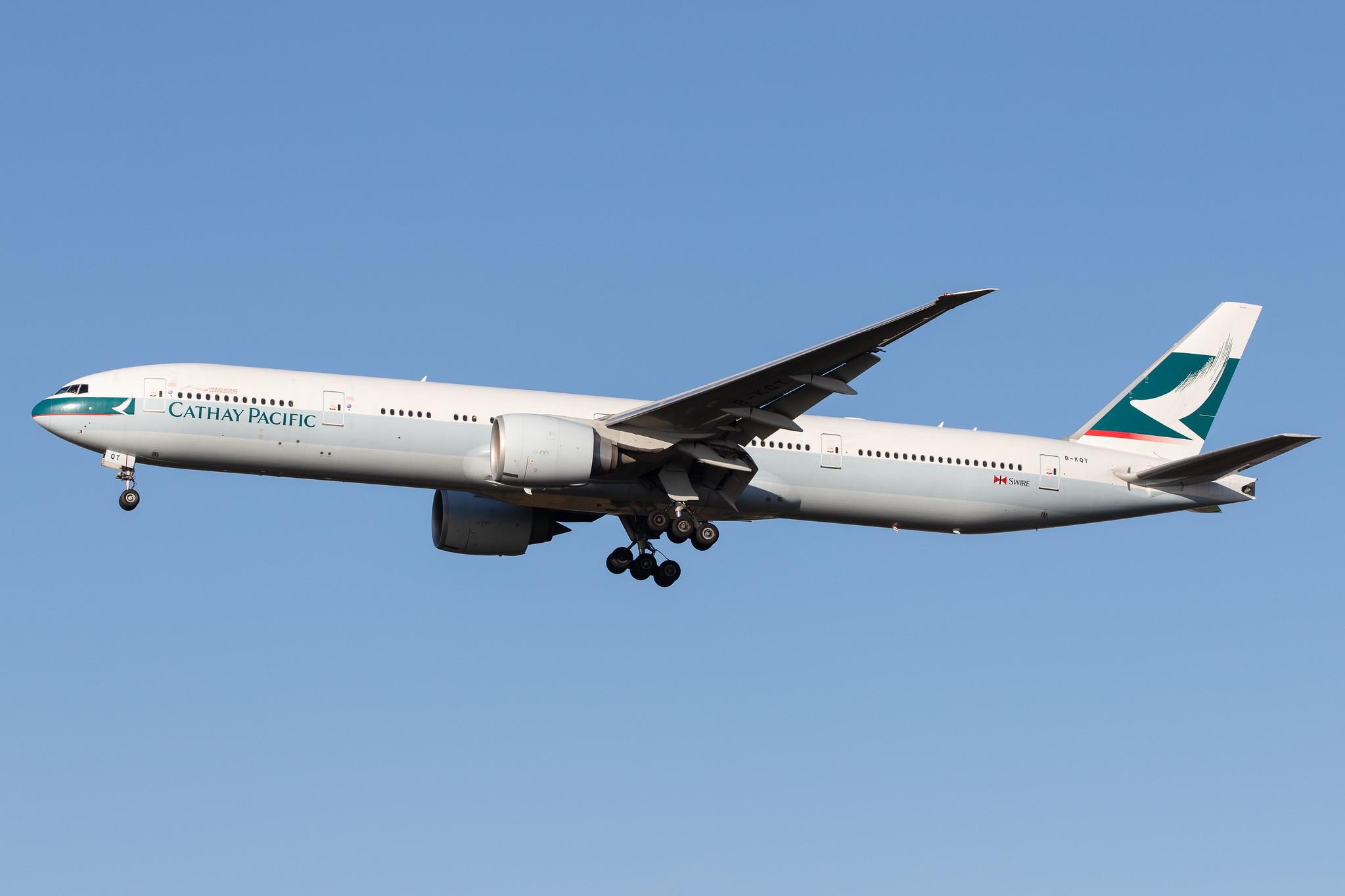 London Heathrow Airport: Cathay Pacific (CX / CPA) |  Boeing 777-367(ER) B77W | B-KQT | MSN 41766