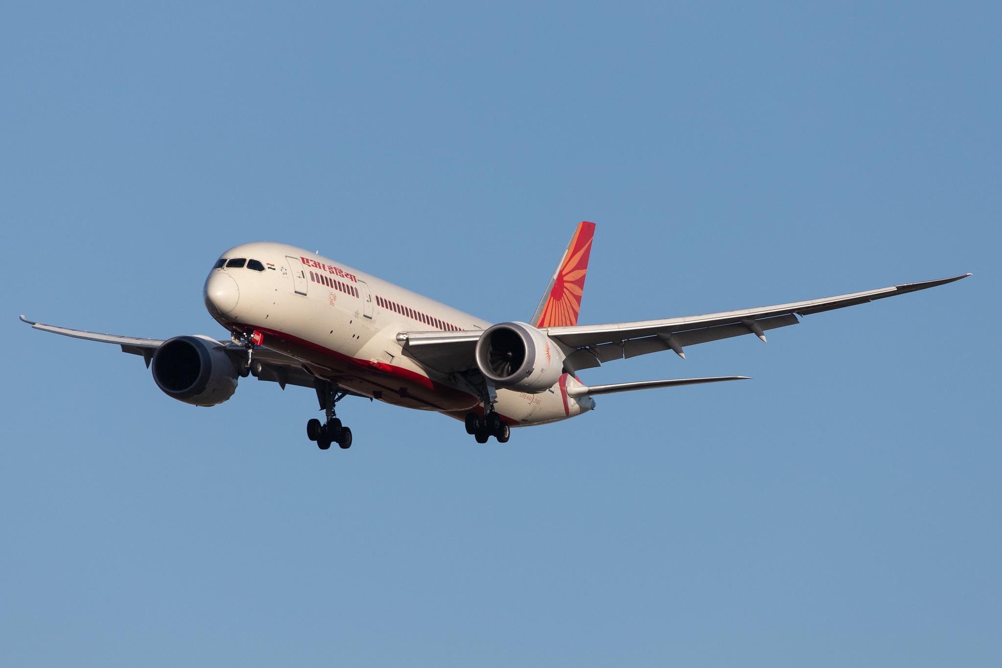 London Heathrow Airport: Air India (AI / AIC) |  Boeing 787-8 Dreamliner B788 | VT-ANN | MSN 36285