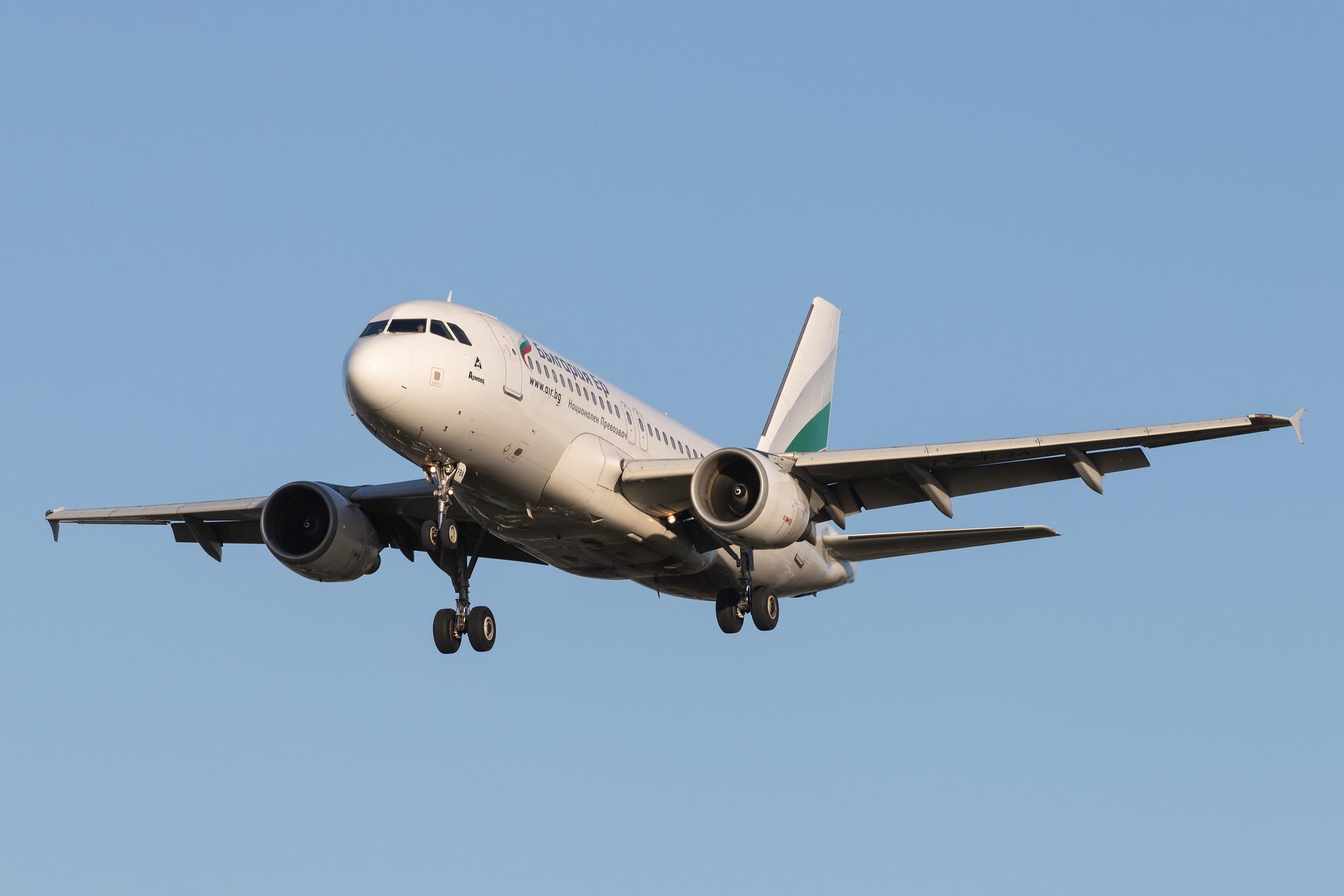 London Heathrow Airport: Bulgaria Air (FB / LZB) |  Airbus A319-112 A319 | LZ-FBA | MSN 3564