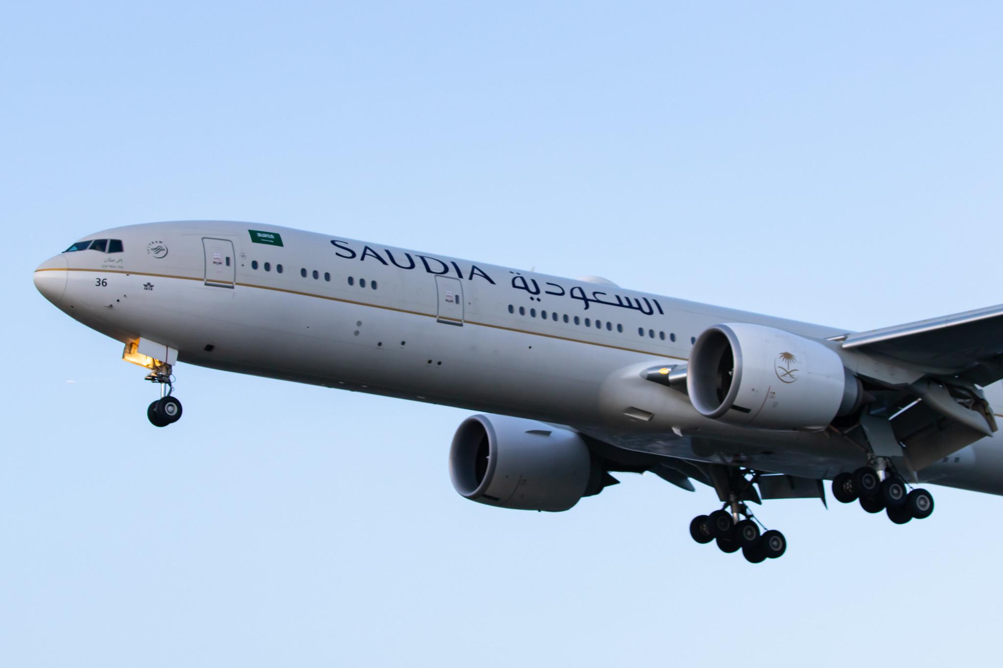 London Heathrow Airport: Saudia (SV / SVA) |  Boeing 777-3FG(ER) B77W | HZ-AK36 | MSN 61599