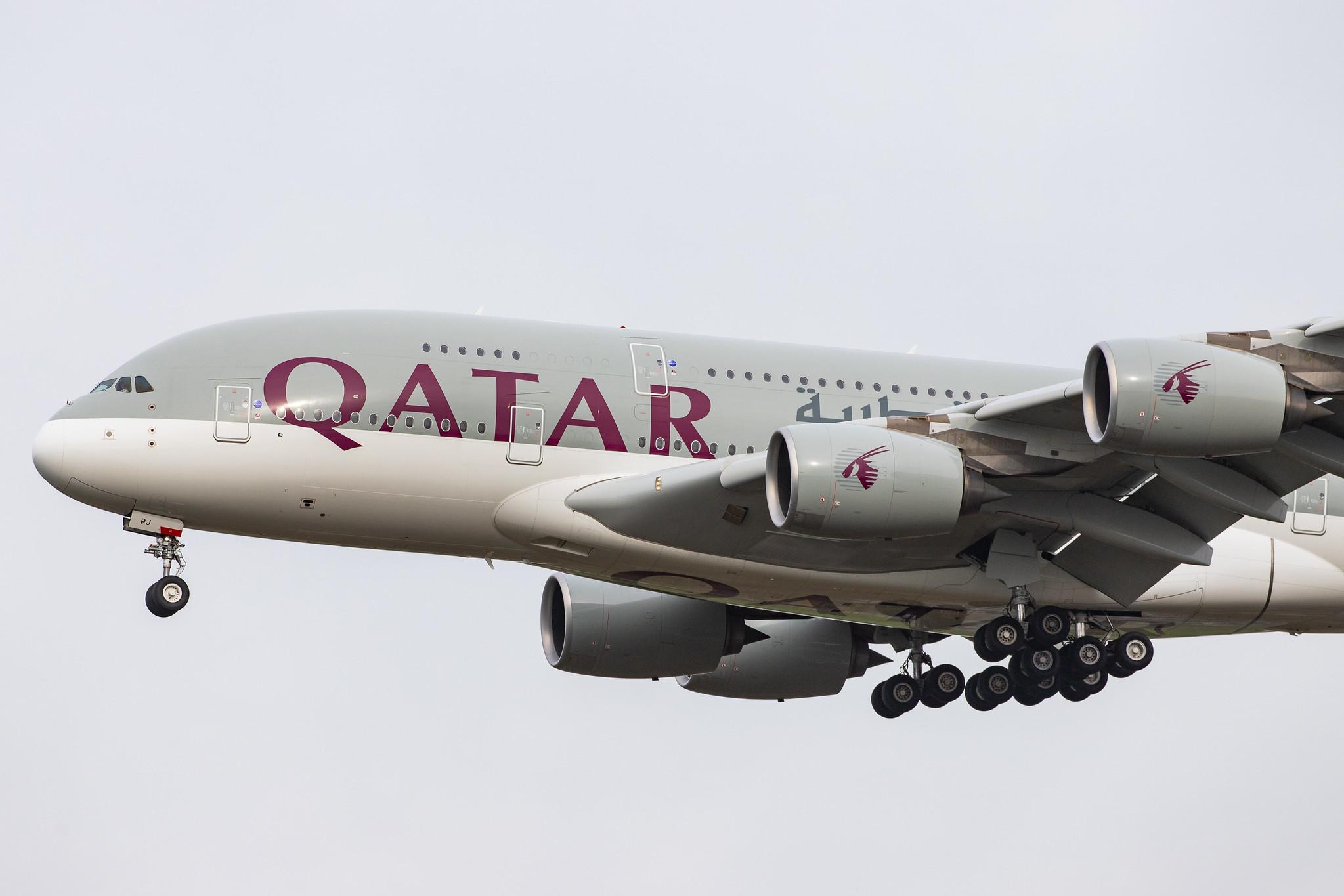 London Heathrow Airport: Qatar Airways (QR / QTR) |  Airbus A380-861 A388 | A7-APJ | MSN 254