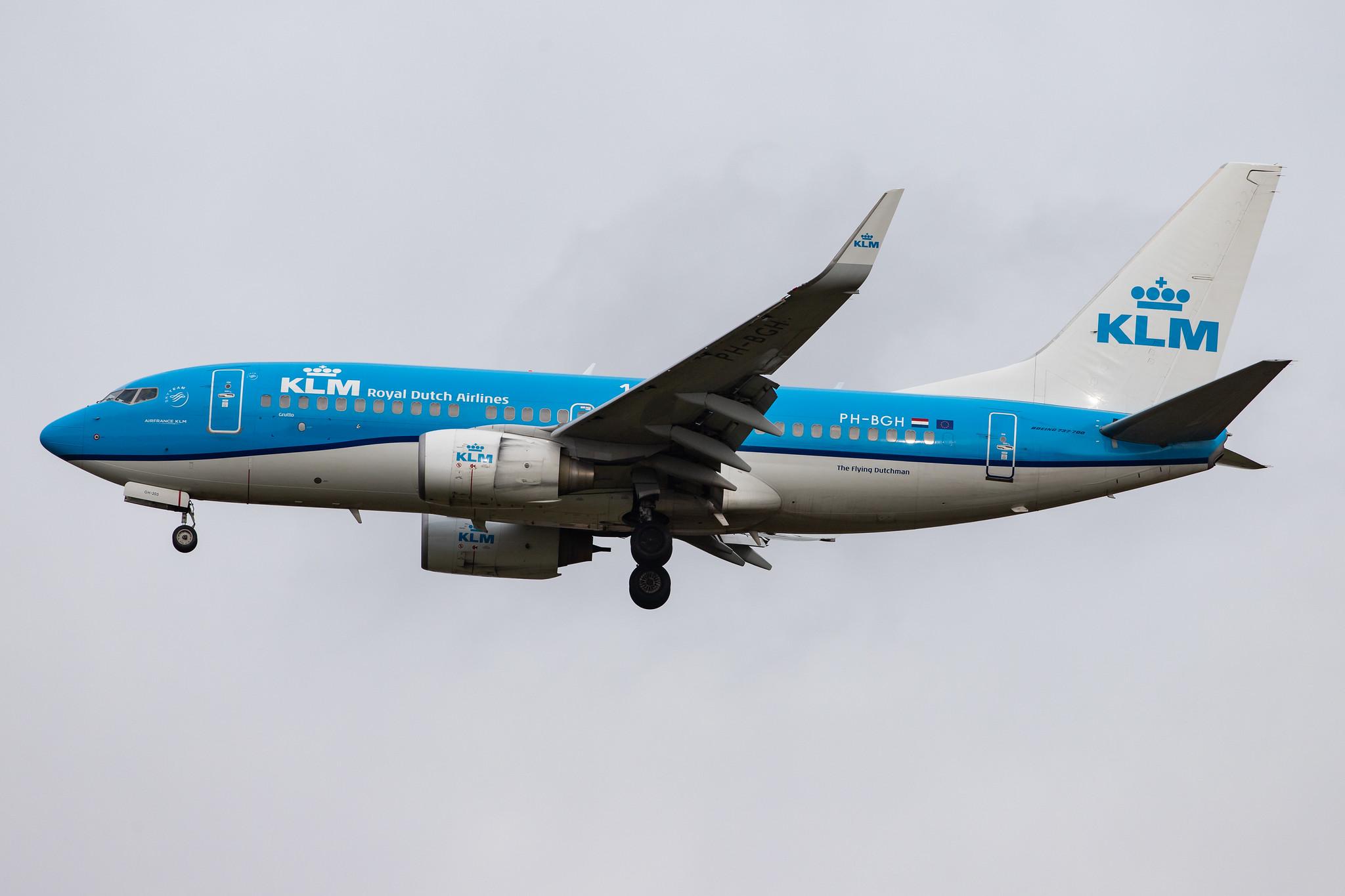 London Heathrow Airport: KLM (KL / KLM) |  Boeing 737-7K2 B737 | PH-BGH | MSN 38053