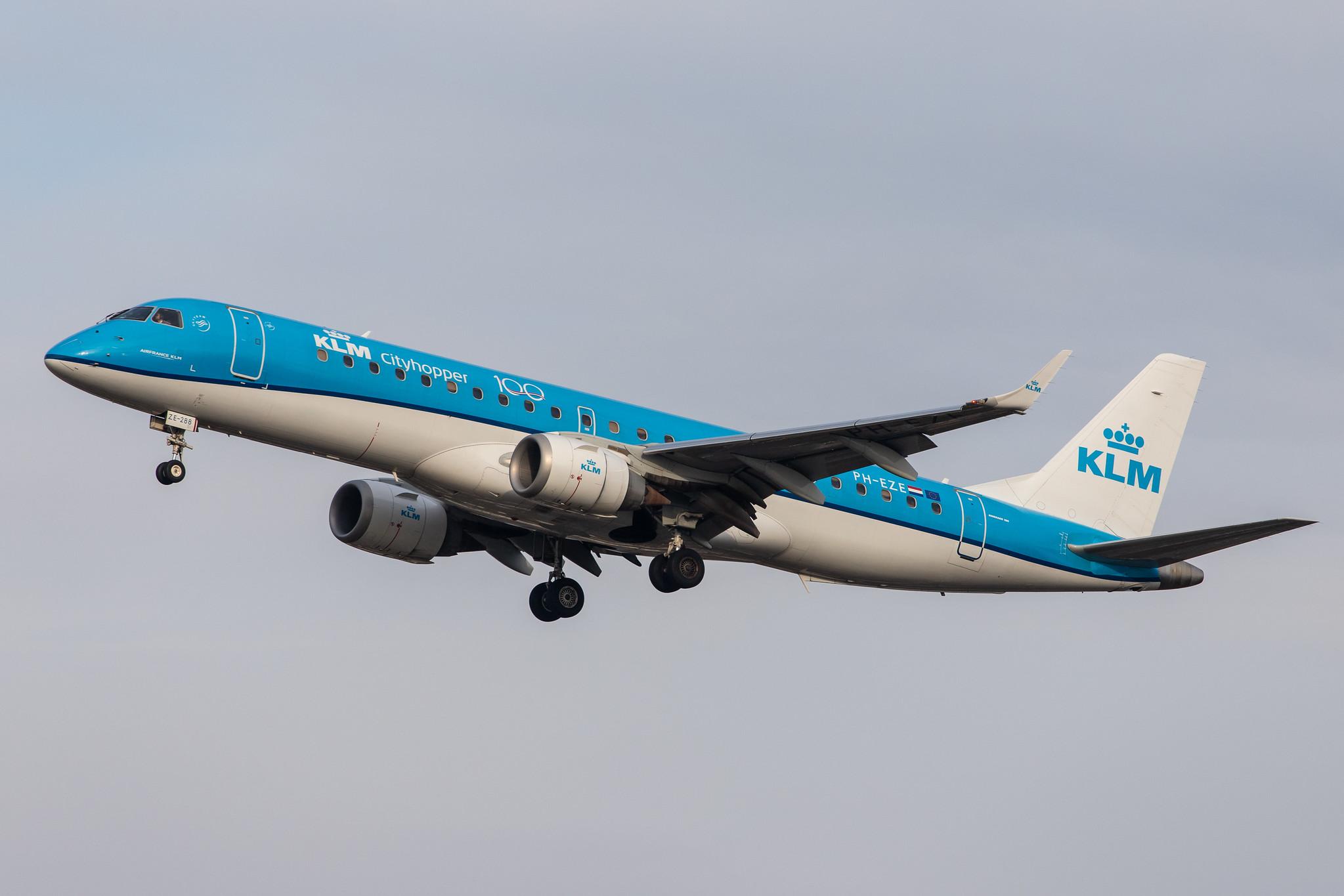 London Heathrow Airport: KLM (KL / KLM) | Operator: KLM Cityhopper |  Embraer E190STD E190 | PH-EZE | MSN 19000288