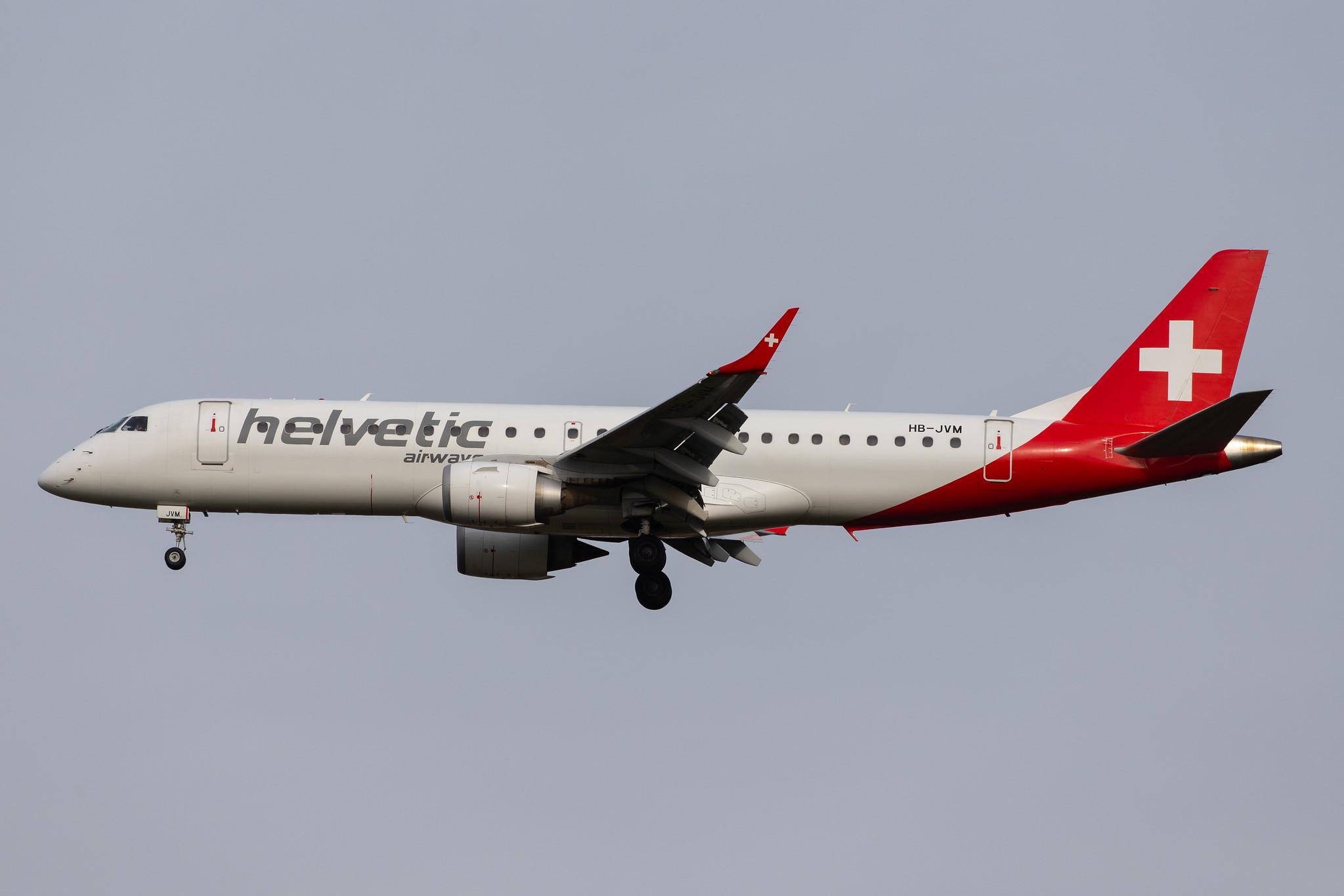 London Heathrow Airport: Helvetic Airways (2L / OAW) |  Embraer E190LR E190 | HB-JVM | MSN 19000349