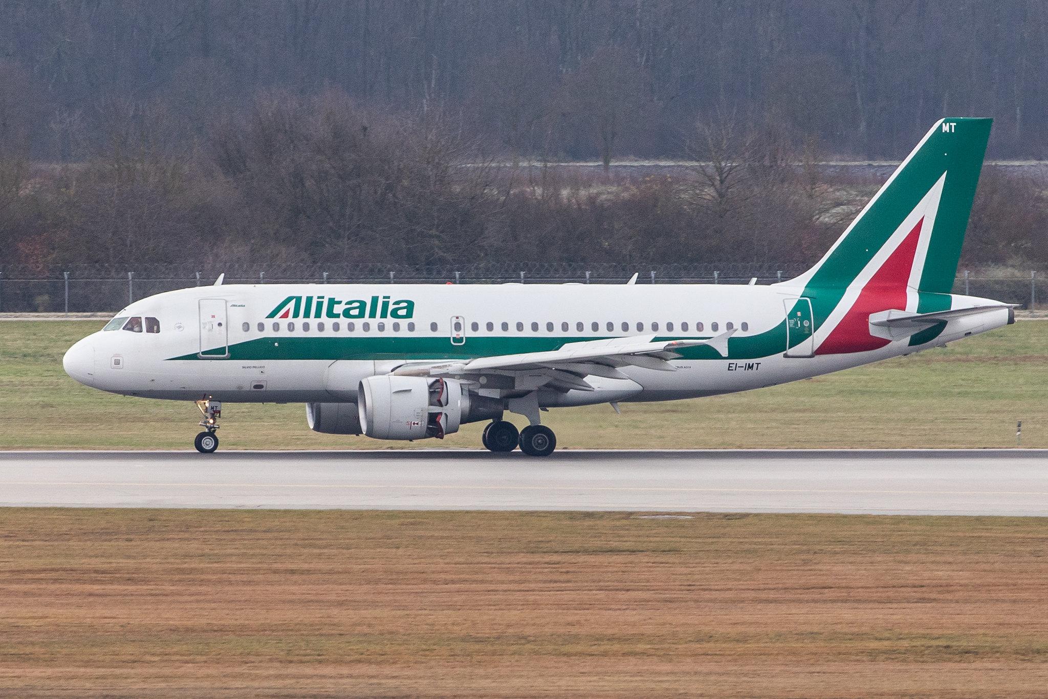 Munich Airport: Alitalia (AZ / AZA) |  Airbus A319-111 A319 | EI-IMT | MSN 5018
