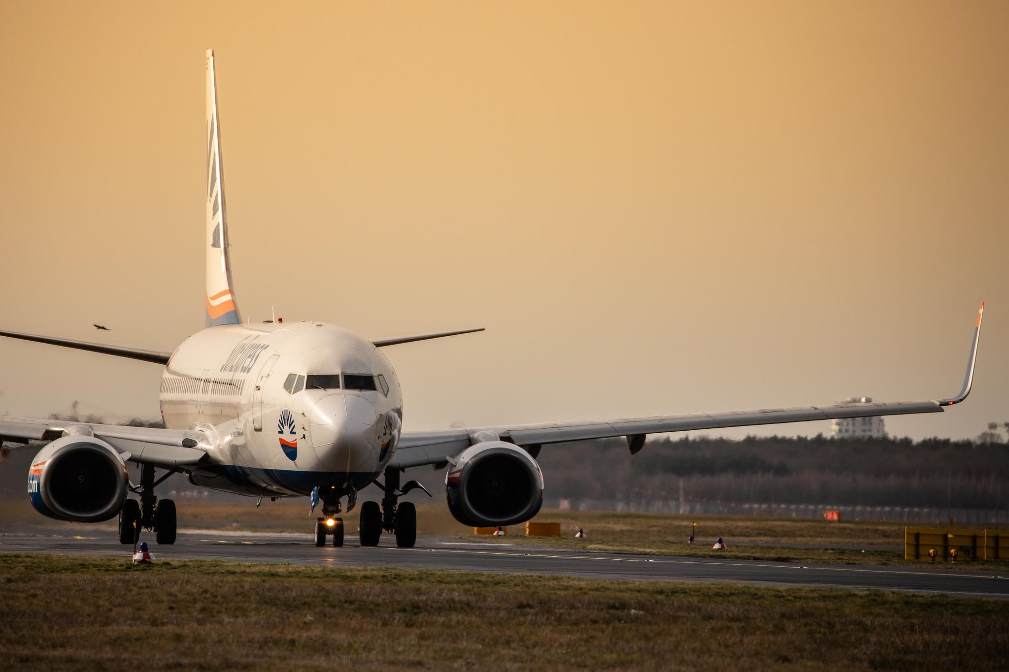 Flughafen Berlin Tegel (TXL): SunExpress (XQ / SXS) |  Boeing 737-8CX B738 | TC-SEE | MSN 32363