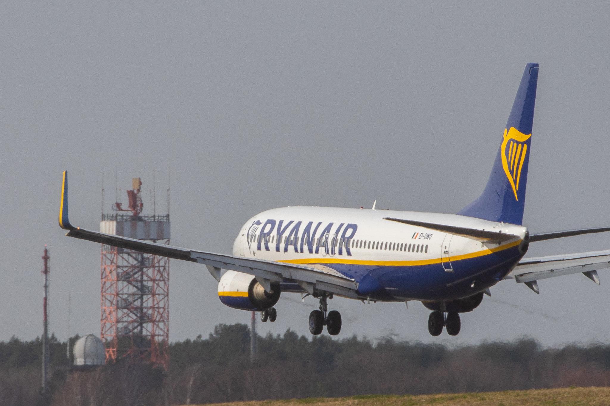 Flughafen Berlin Tegel (TXL): Ryanair (FR / RYR) |  Boeing 737-8AS B738 | EI-DWO | MSN 36079