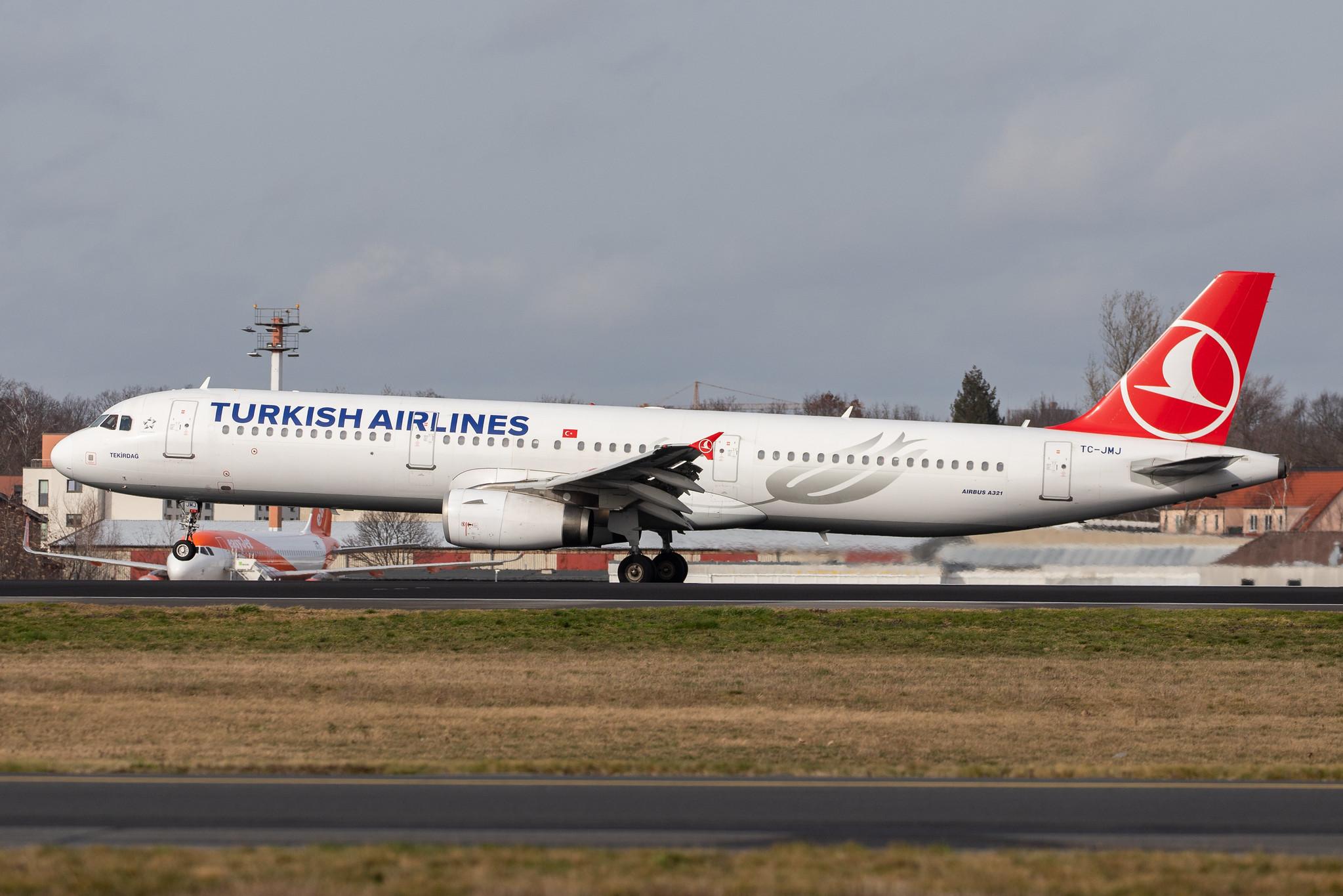 Flughafen Berlin Tegel (TXL): Turkish Airlines (TK / THY) |  Airbus A321-231 A321 | TC-JMJ | MSN 3688